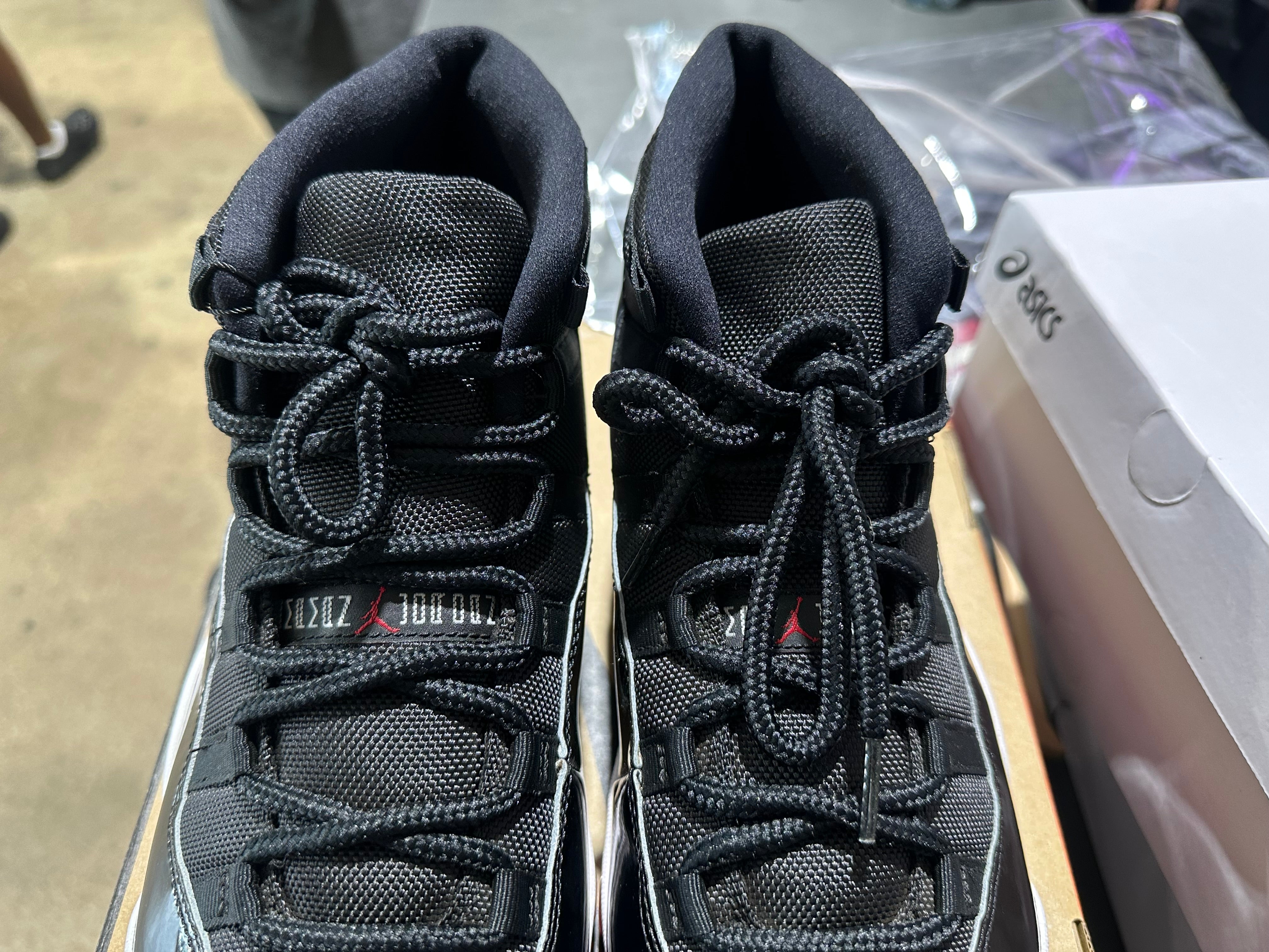 Air Jordan 11 Retro - Playoffs Bred 2019 Size 12.5