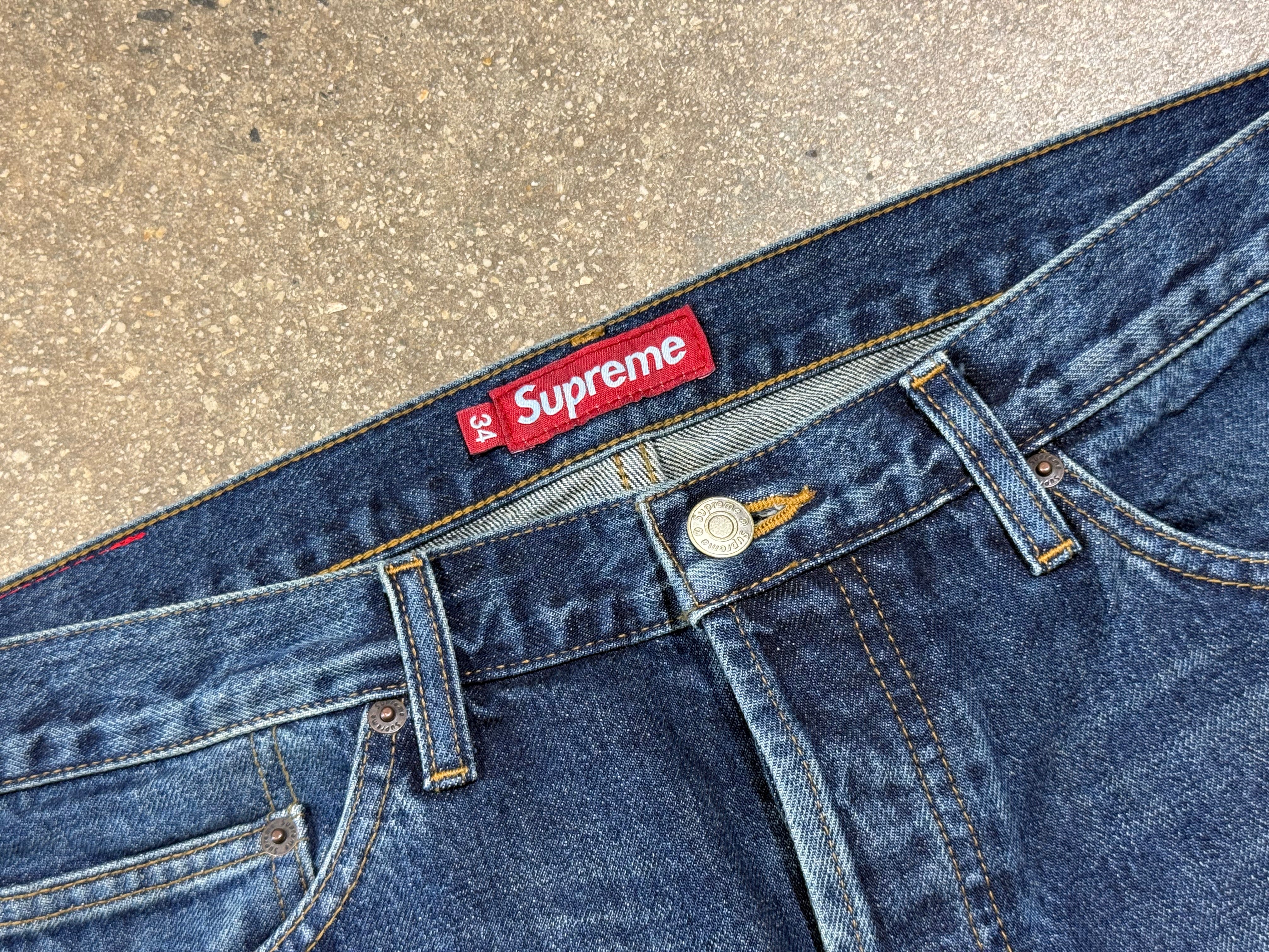 NEW Supreme Slim Straight Selvedge Denim - Dark Washed Indigo Size 34