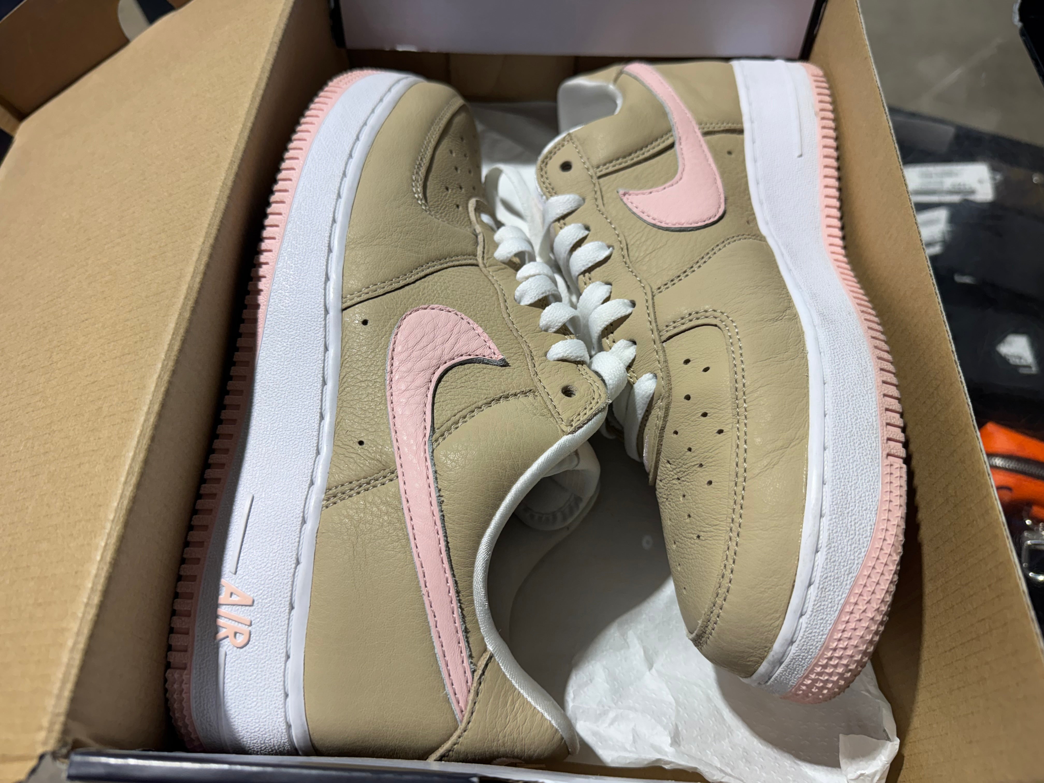 Nike Air Force 1 Low  - Linen Size 9