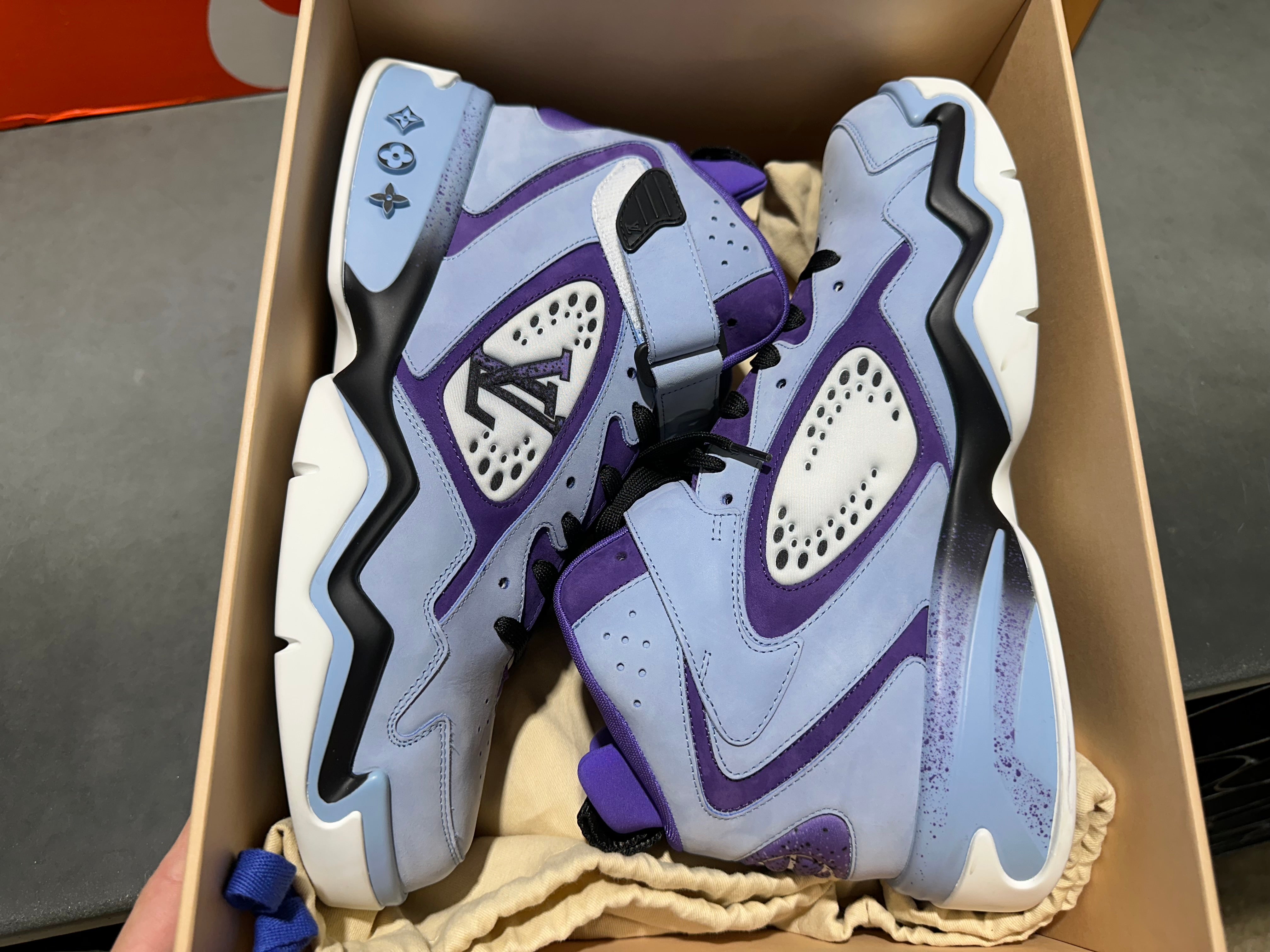 Louis Vuitton LV Trainer 2 - Light Blue/Purple Size 9.5LV/11US