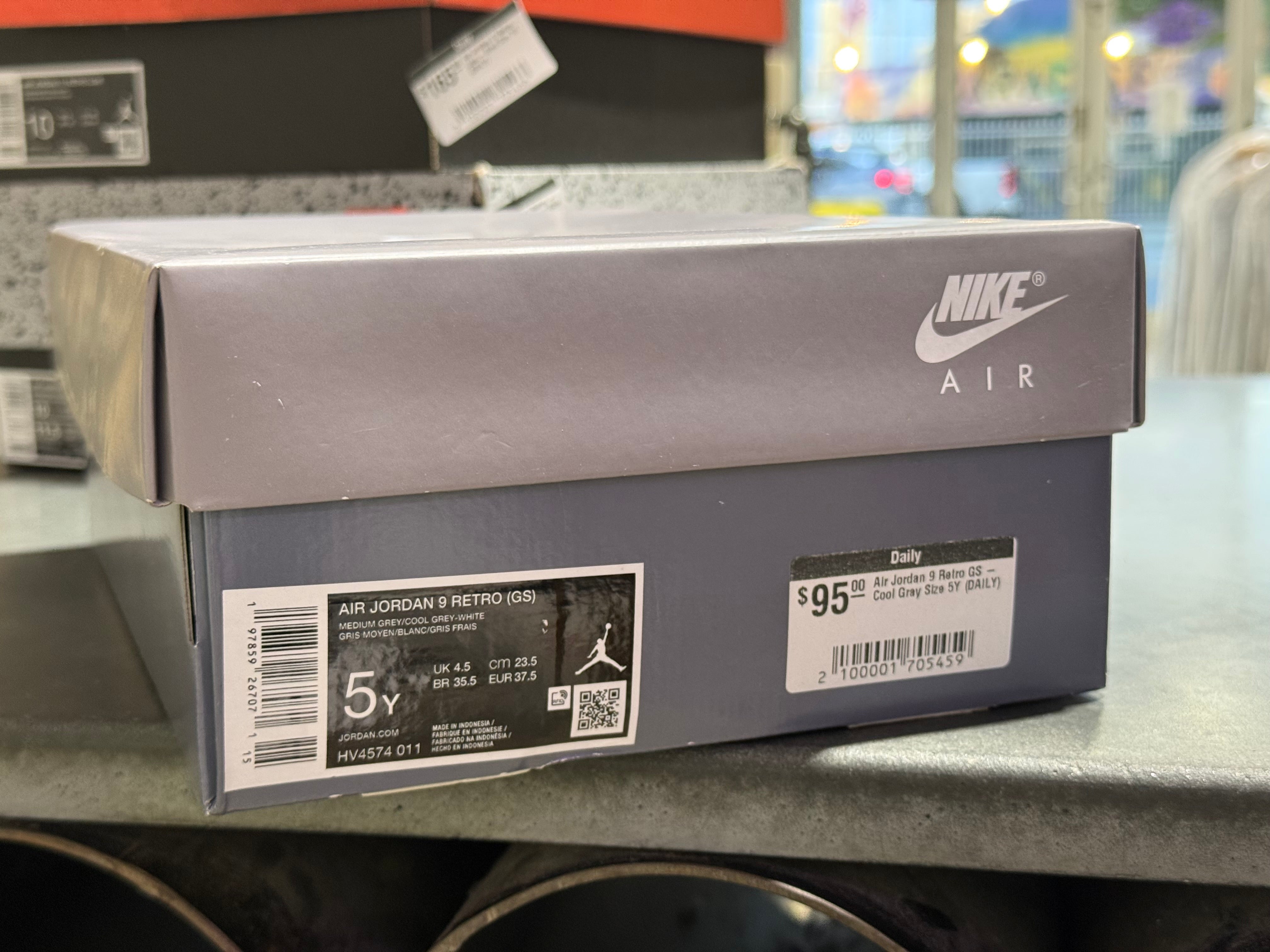Air Jordan 9 Retro (GS) - Cool Gray Size 5Y
