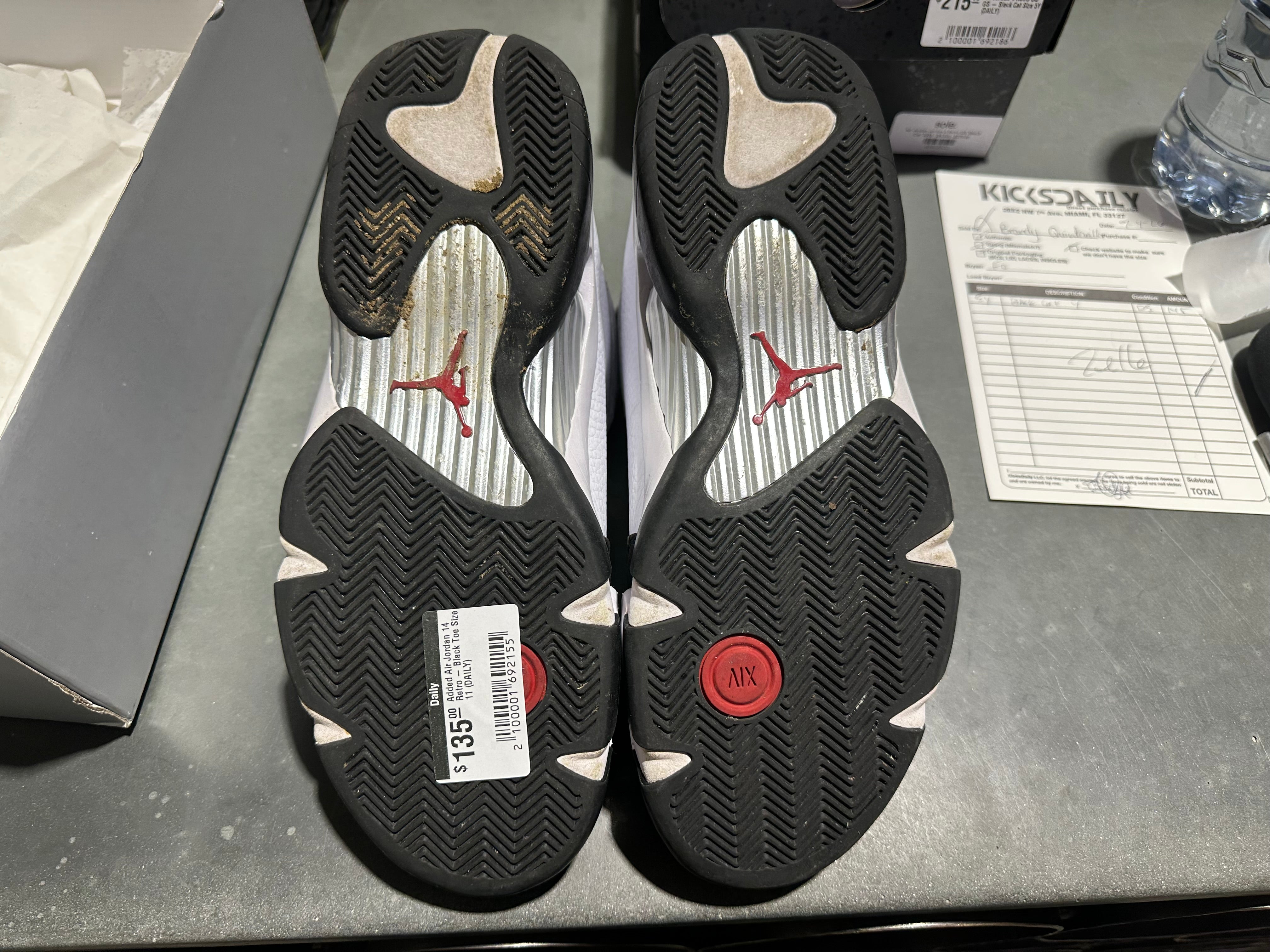 Air Jordan 14 Retro - Black Toe Size 11