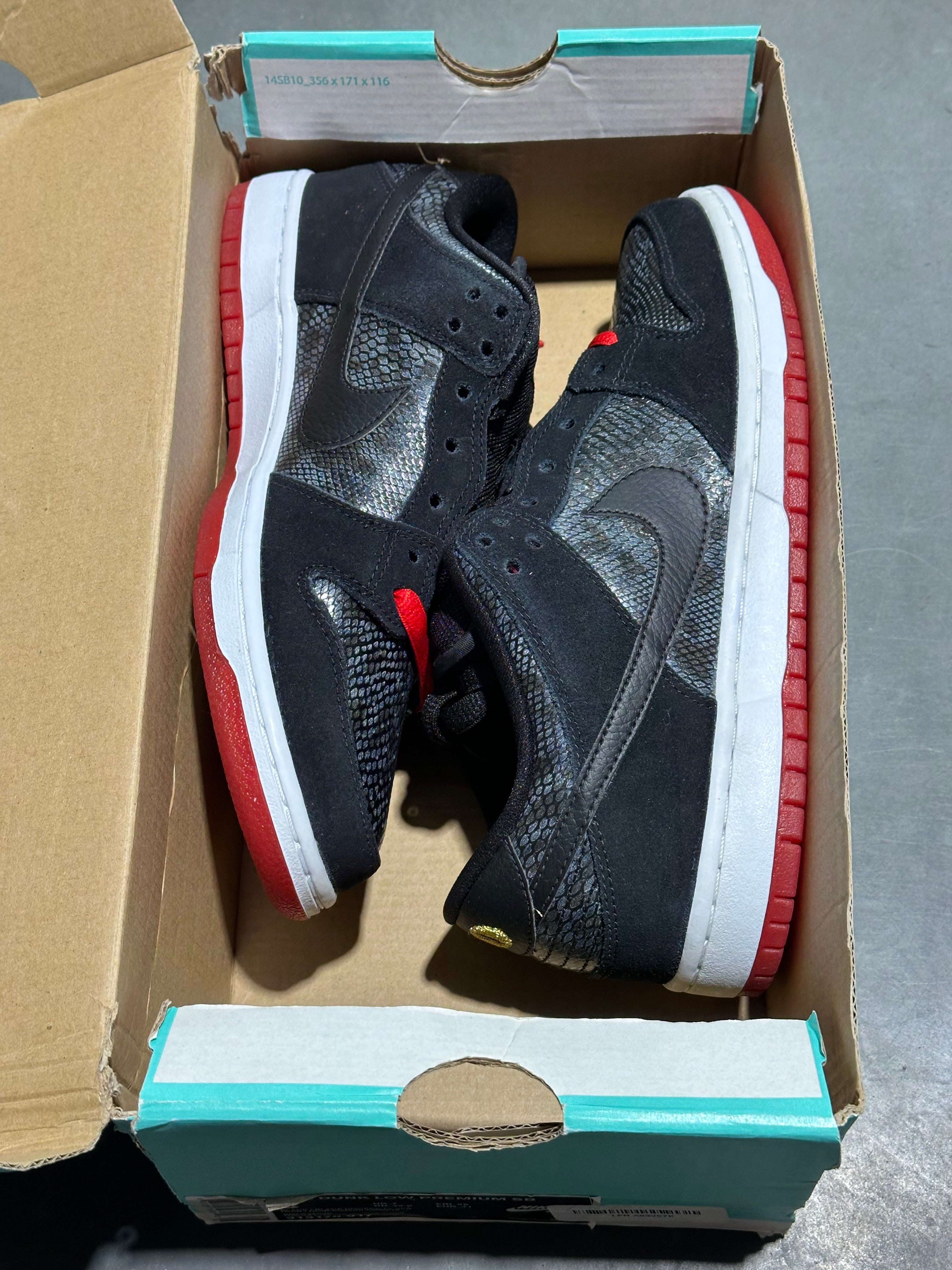 Nike Dunk Low Premium SB - Snake Eyes Size 8