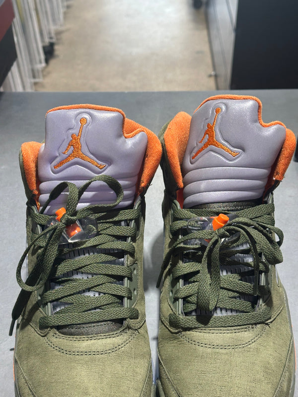 Air Jordan 5 Retro - Olive 2024 Size 12.5
