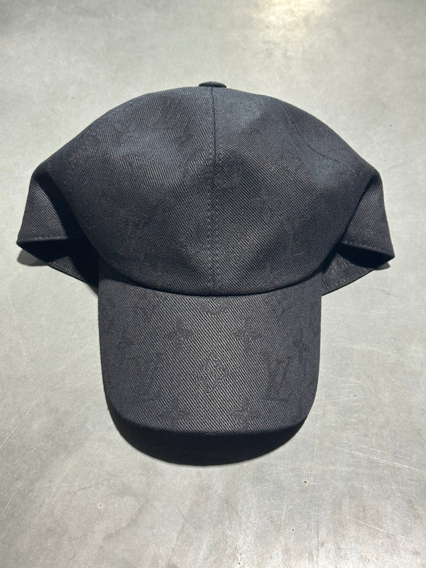 USED Luis Vuitton Monogram Hat - Black