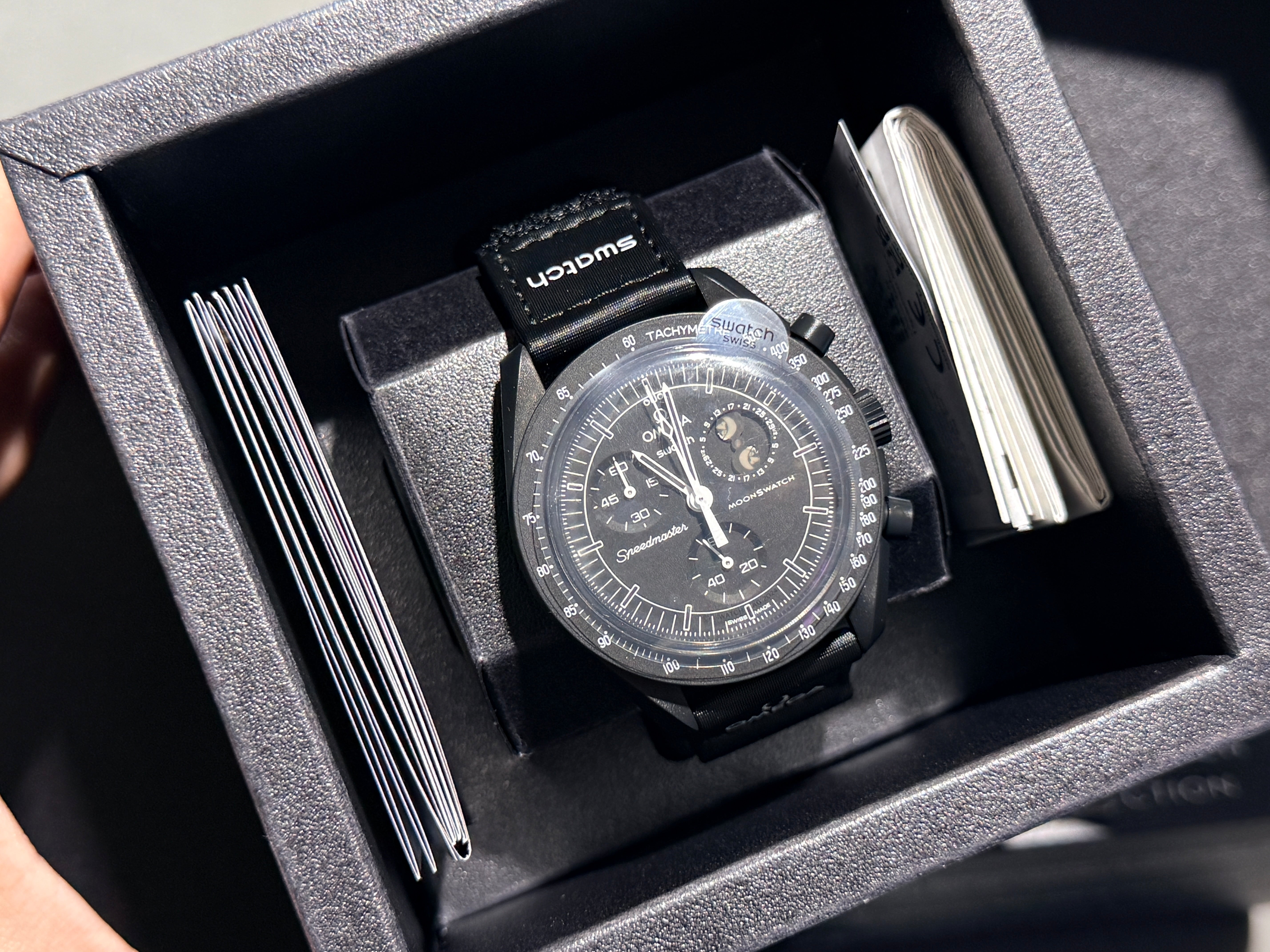 NEW Swatch x Omega Bioceramic Moonswatch Mission To Moonphase Snoopy - Black