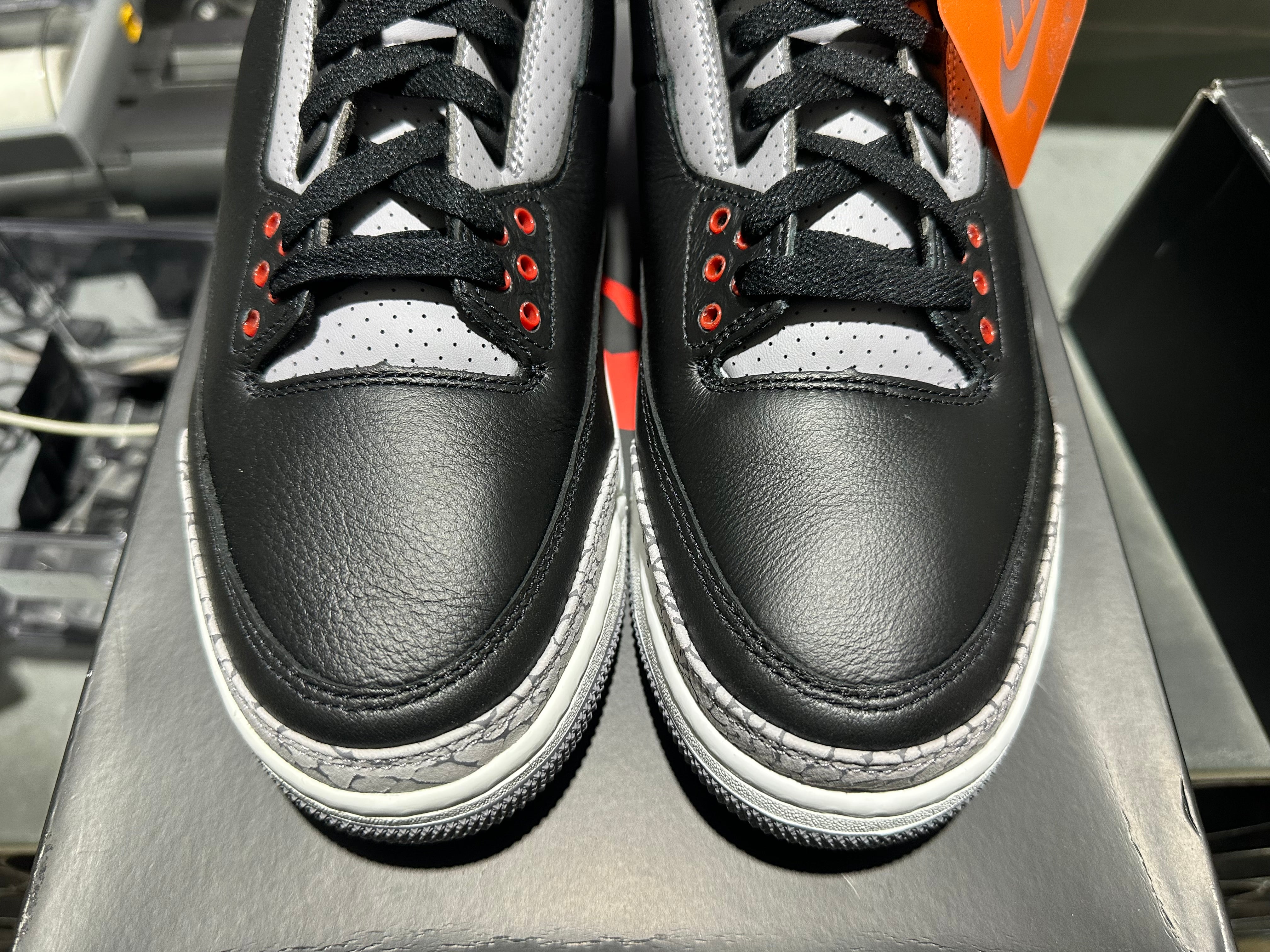 Air Jordan 3 Retro - Black Cement Size 11.5