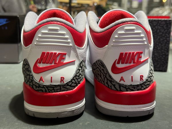 Air Jordan 3 Retro - Fire Red Size 10