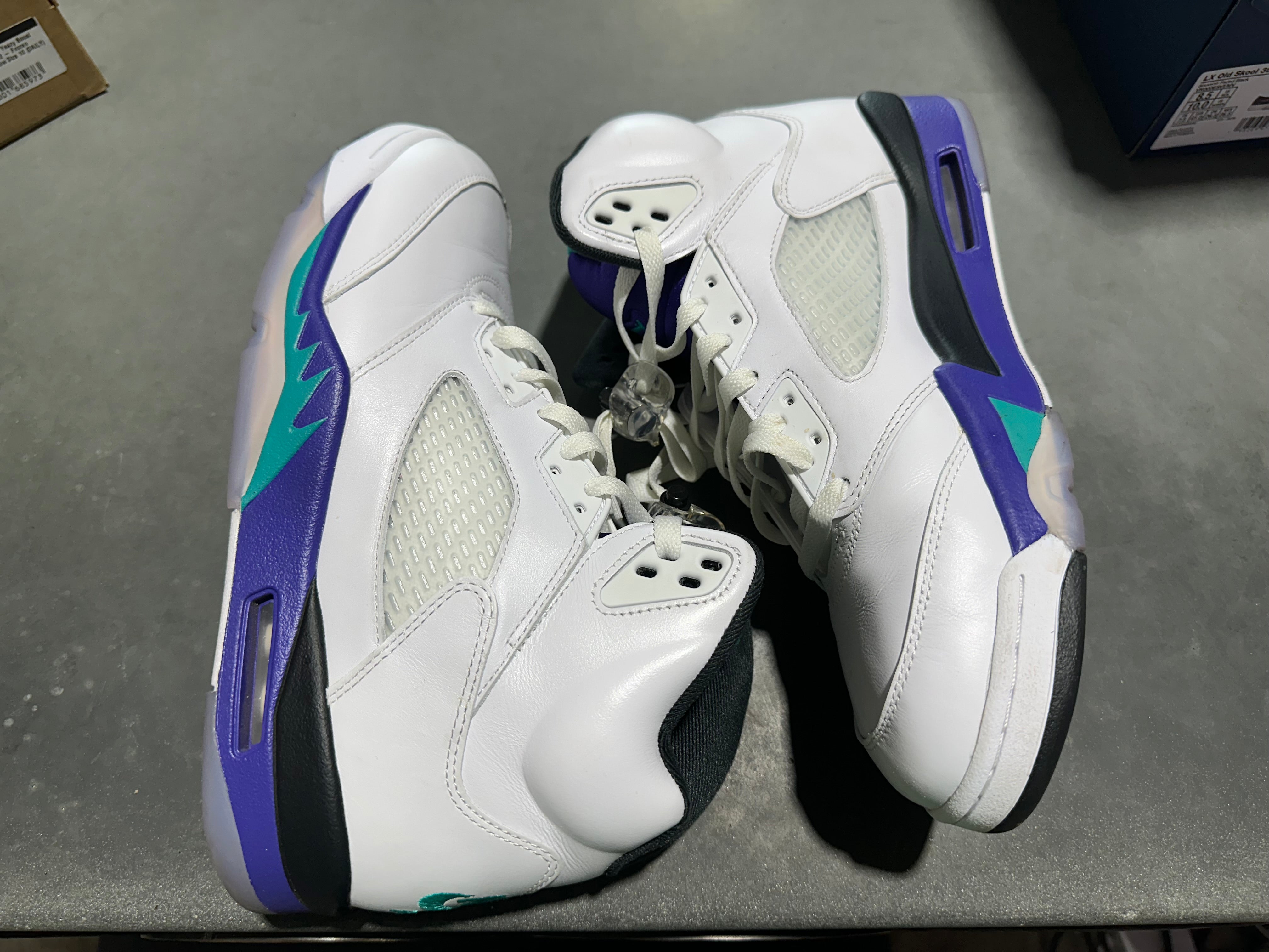 Air Jordan 5 Retro OG - Grape Size 10.5