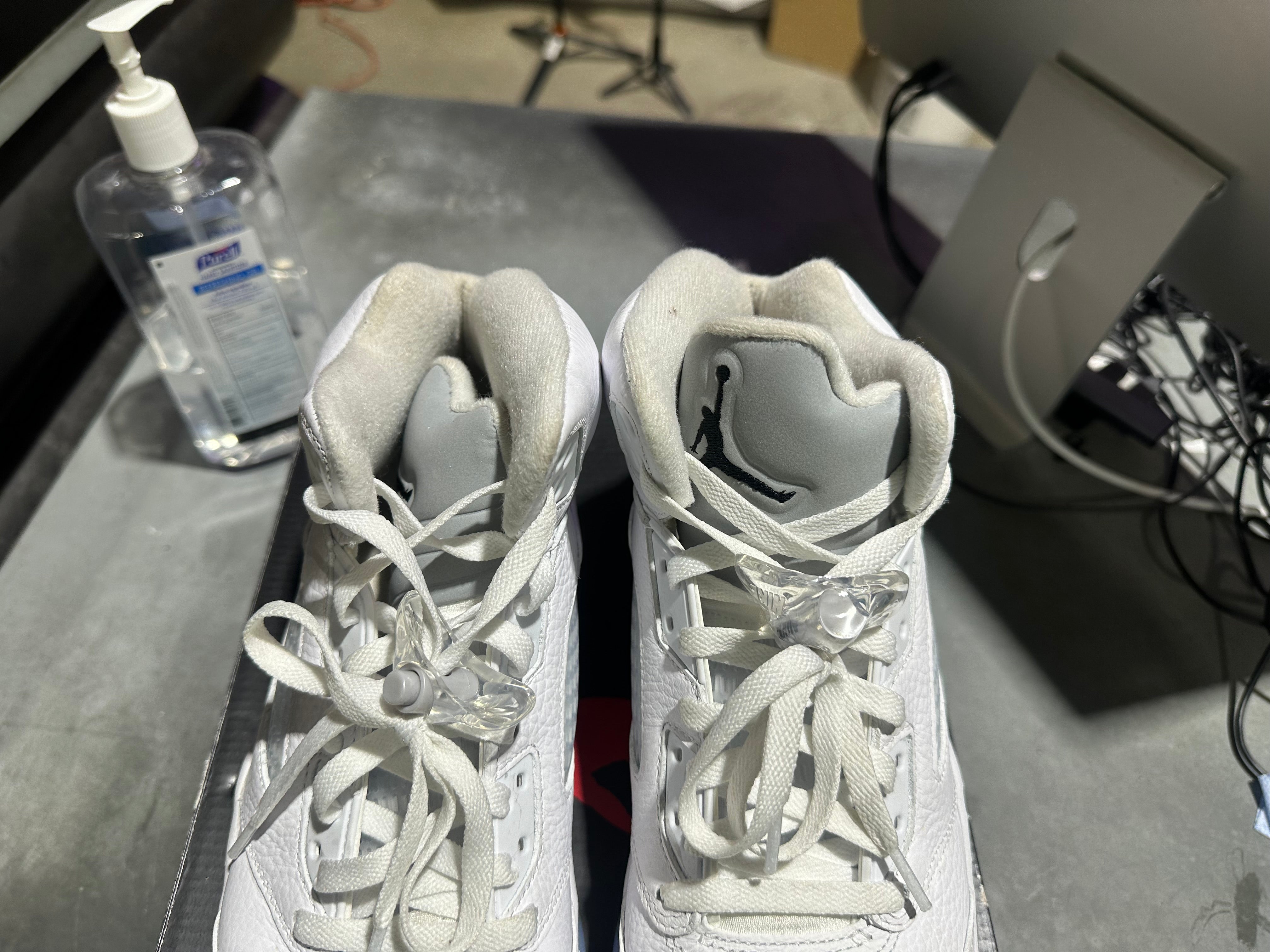 Air Jordan 5 Retro OG - White Metallic Size 10.5