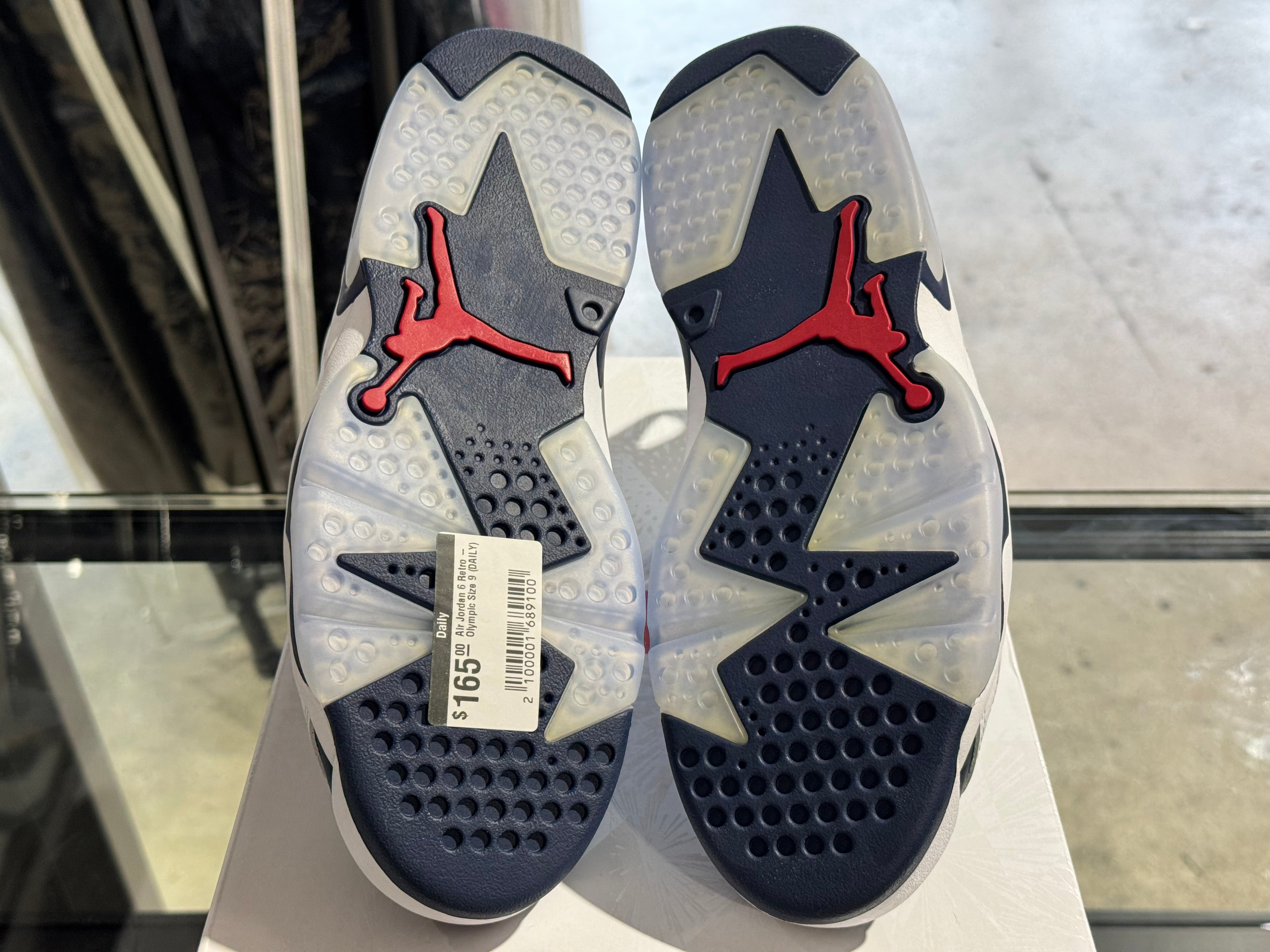 Air Jordan 6 Retro - Olympic Size 9