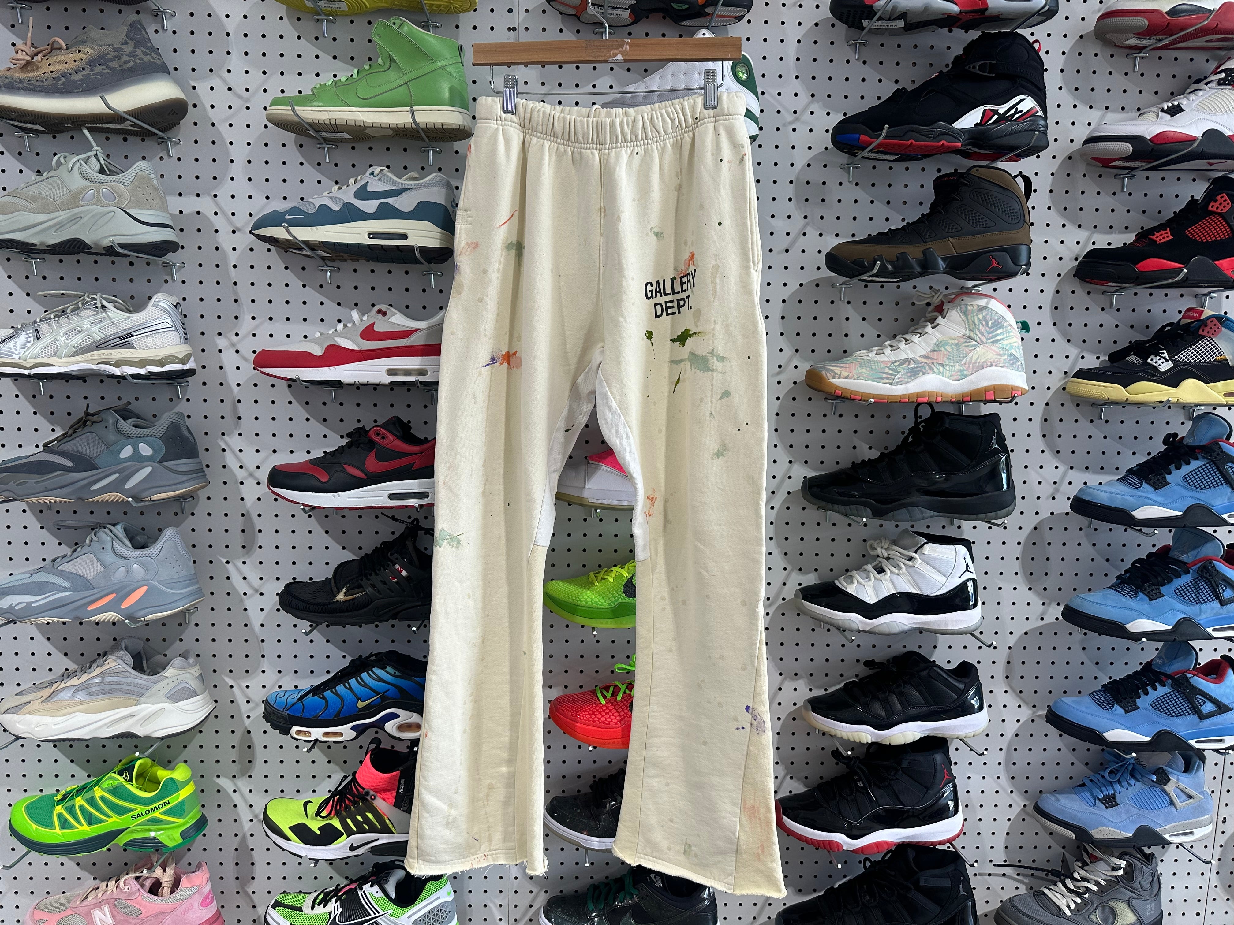 Used Gallery Dept. Flare Sweatpants - Cream	Size Medium