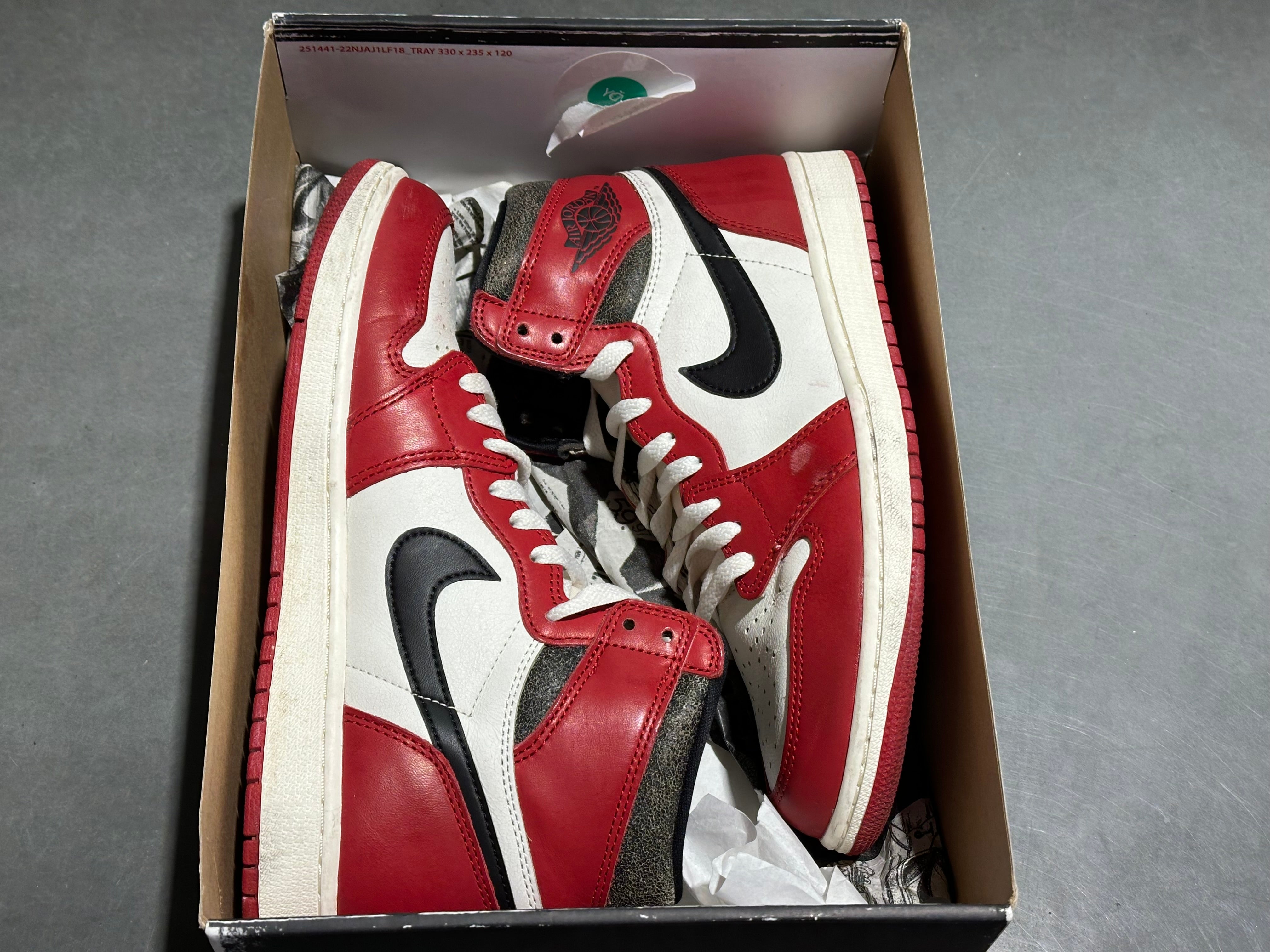 Air Jordan 1 Retro High OG - Lost n Found LNF Size 9