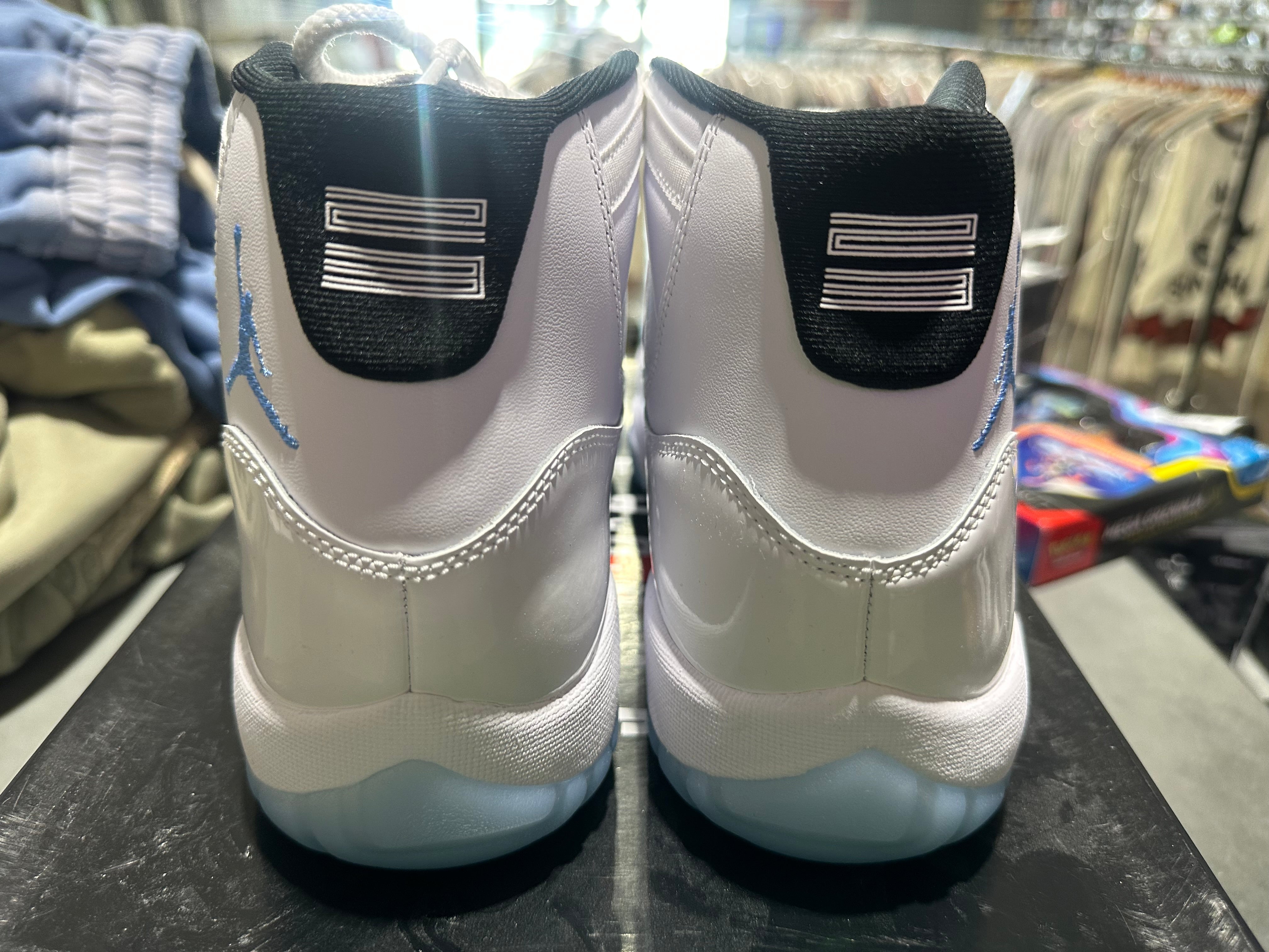 Air Jordan 11 Retro - Legend Blue Size 10.5