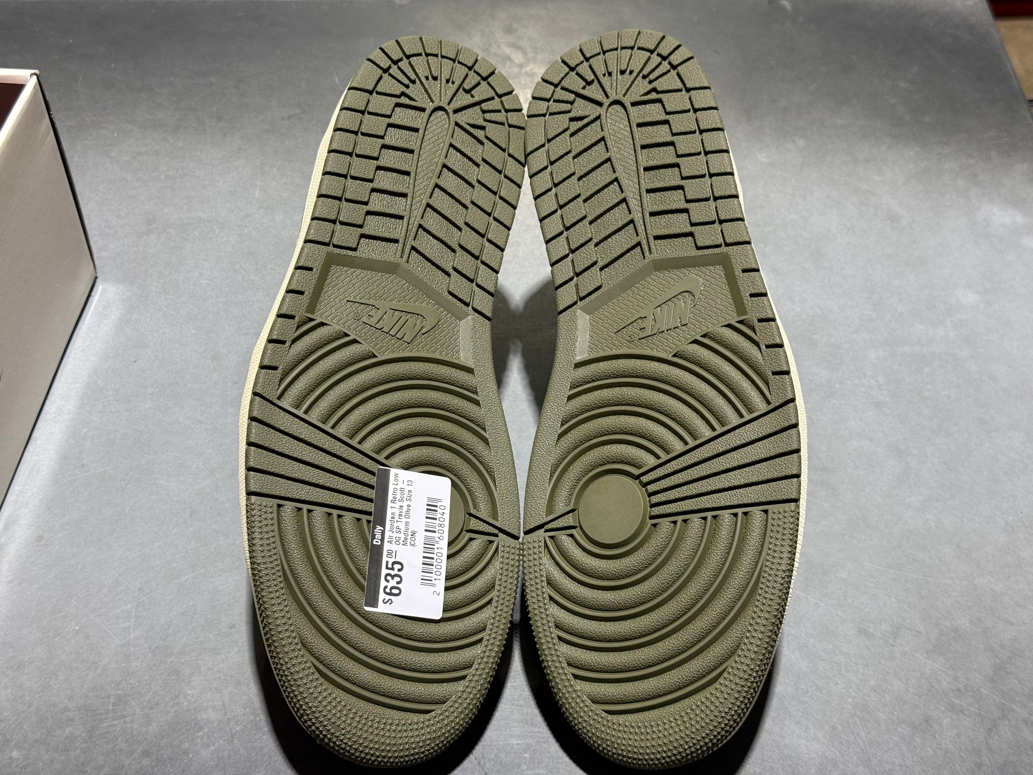 Air Jordan 1 Retro Low OG SP Travis Scott - Medium Olive Size 10