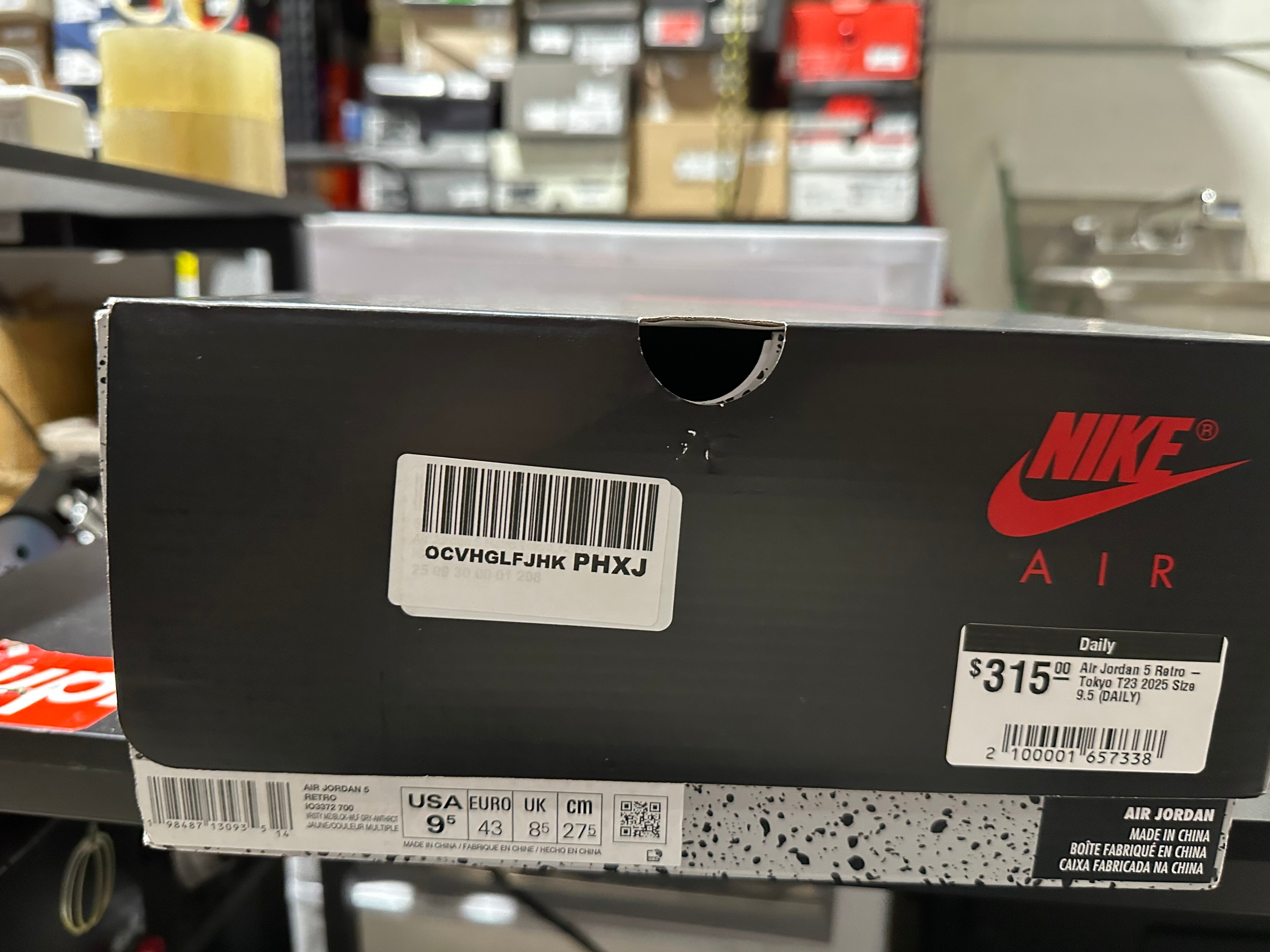 Air Jordan 5 Retro - Tokyo T23 2025 Size 9.5