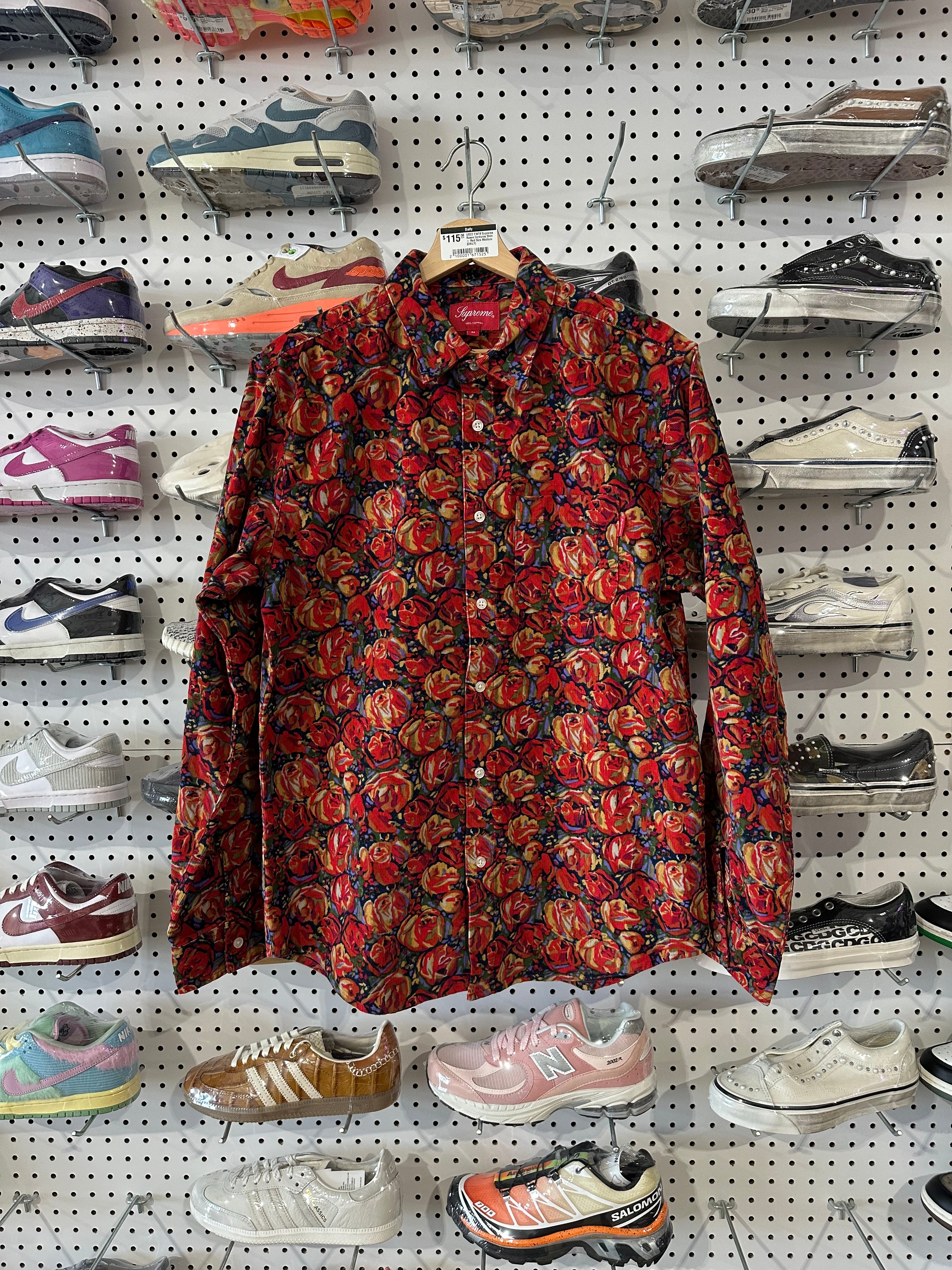 USED FW18 Supreme Roses Corduroy Shirt - Red Size Medium