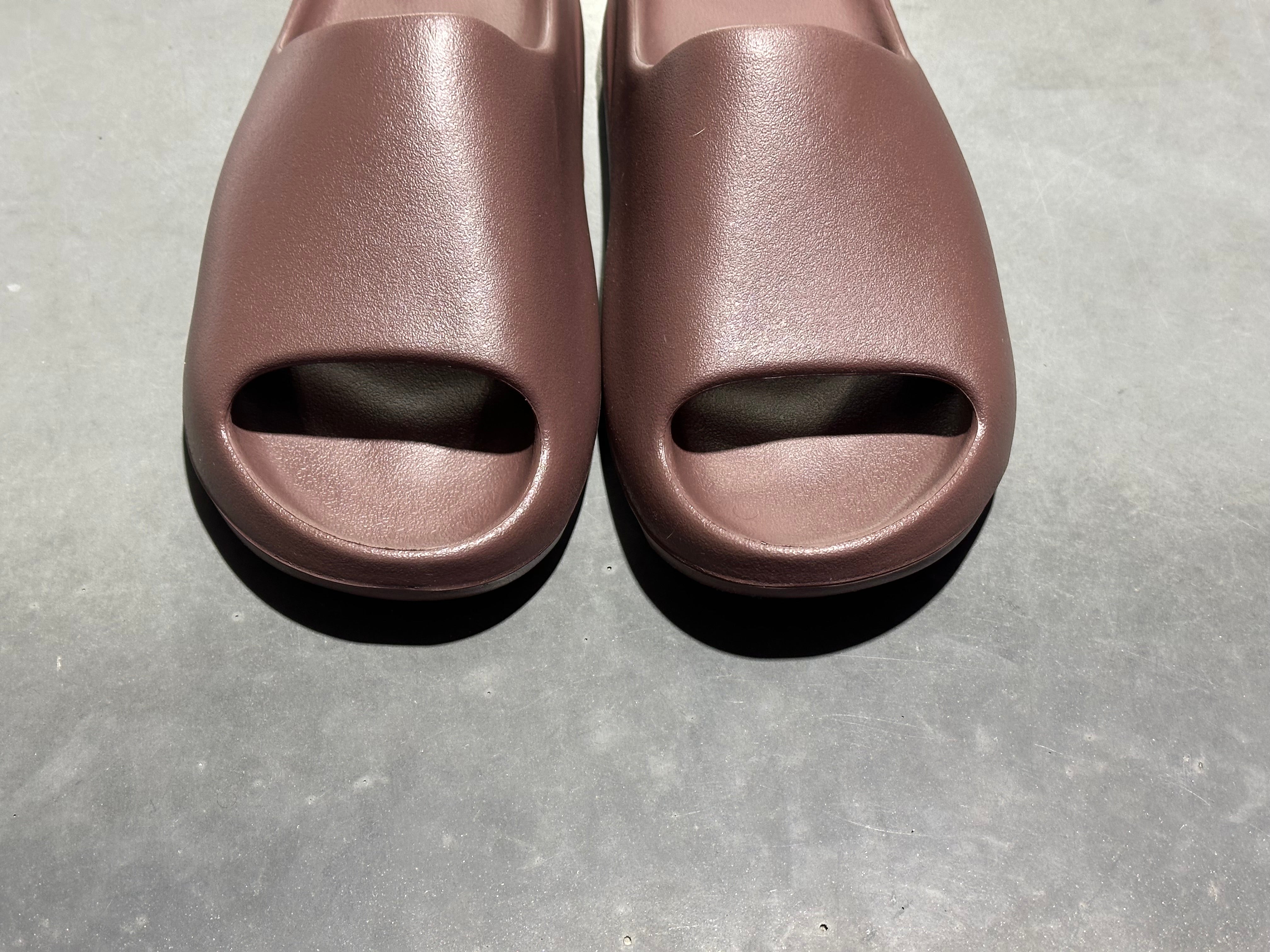 Yeezy YS-01 Slide - Fudge Size 14
