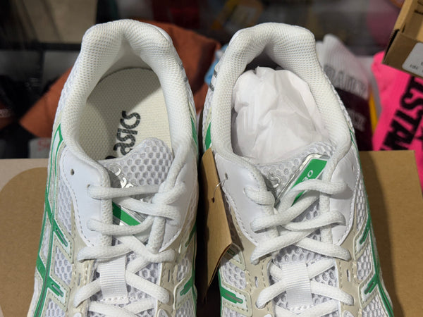 WMNS Asics 1130 - Malachite Green Size 8.5W/7M