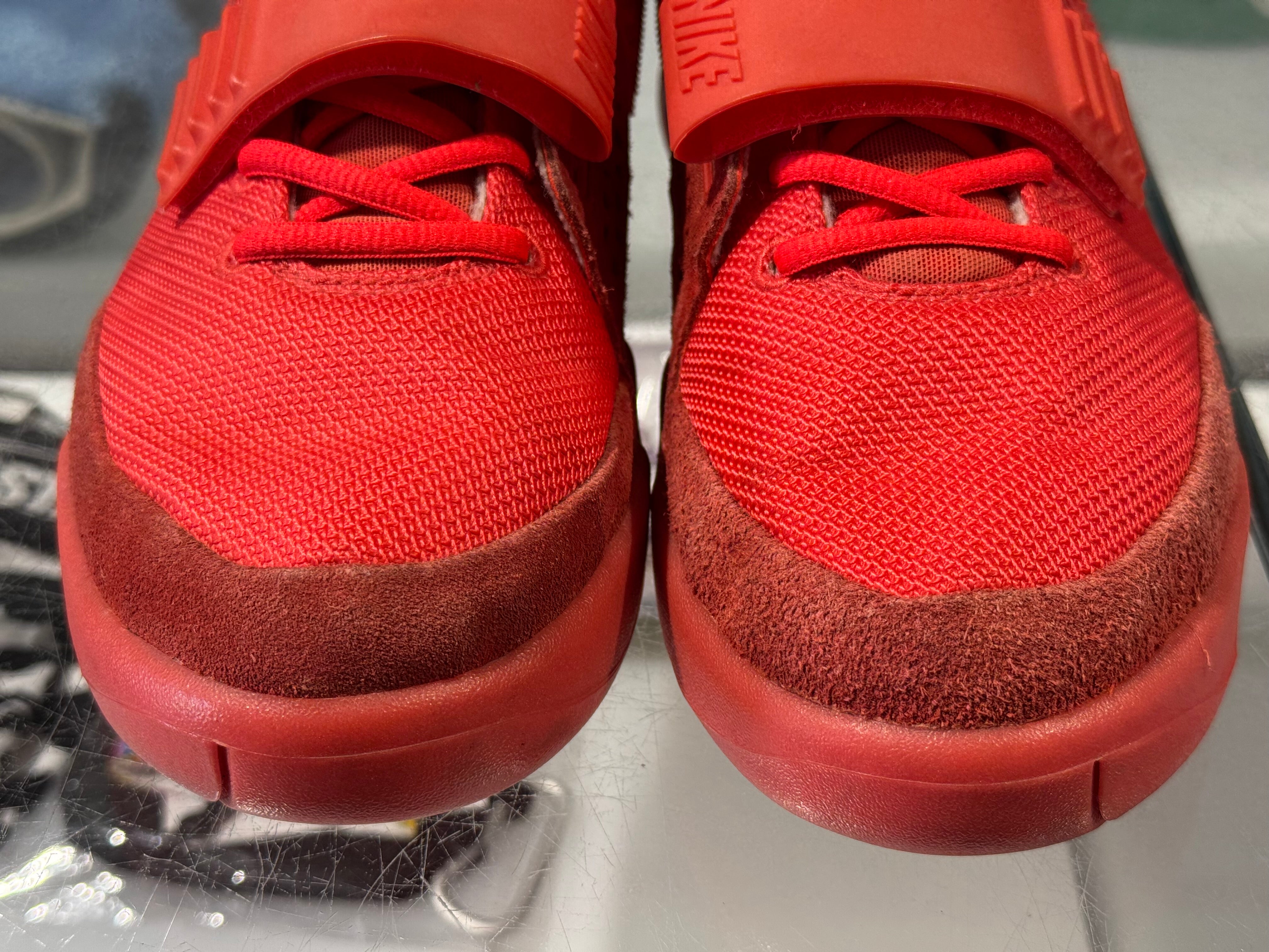 Nike Air Yeezy 2 - Red October Size 10.5