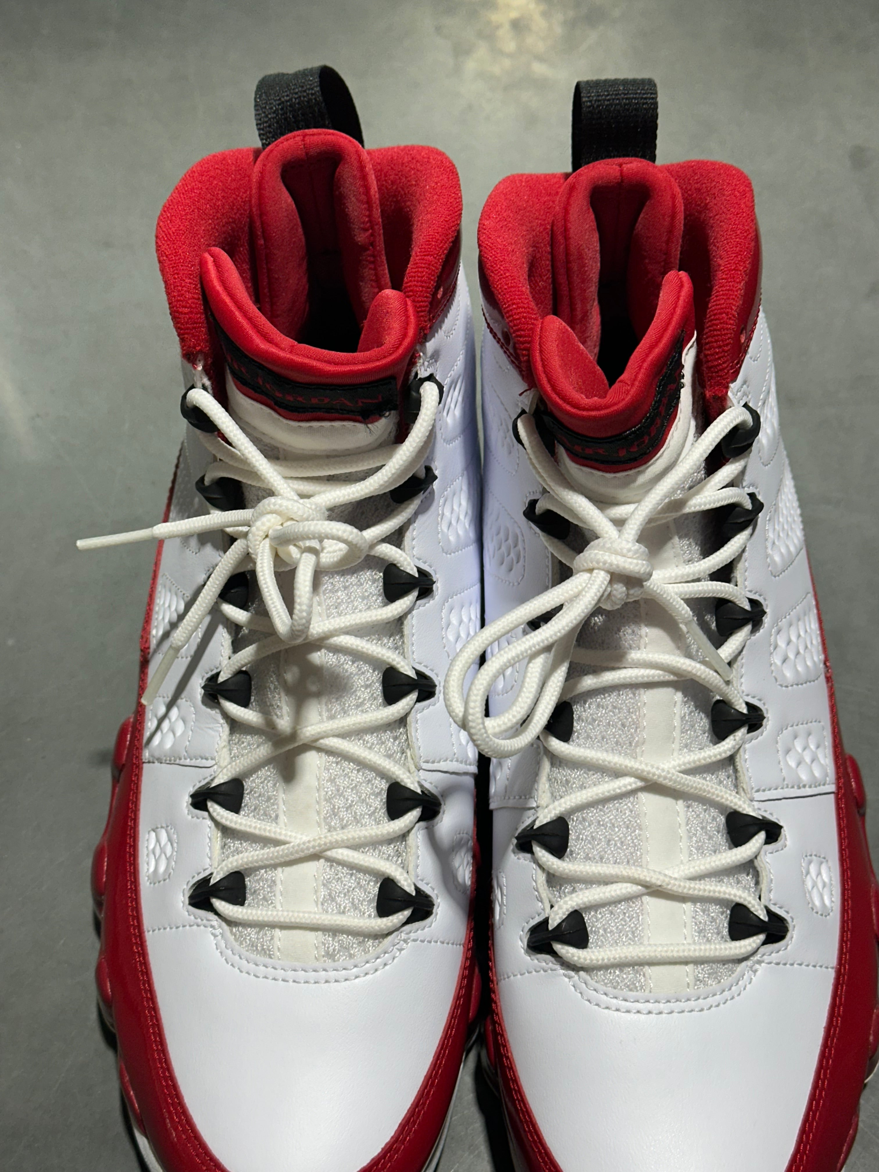 Air Jordan 9 Retro - Gym Red Size 10.5