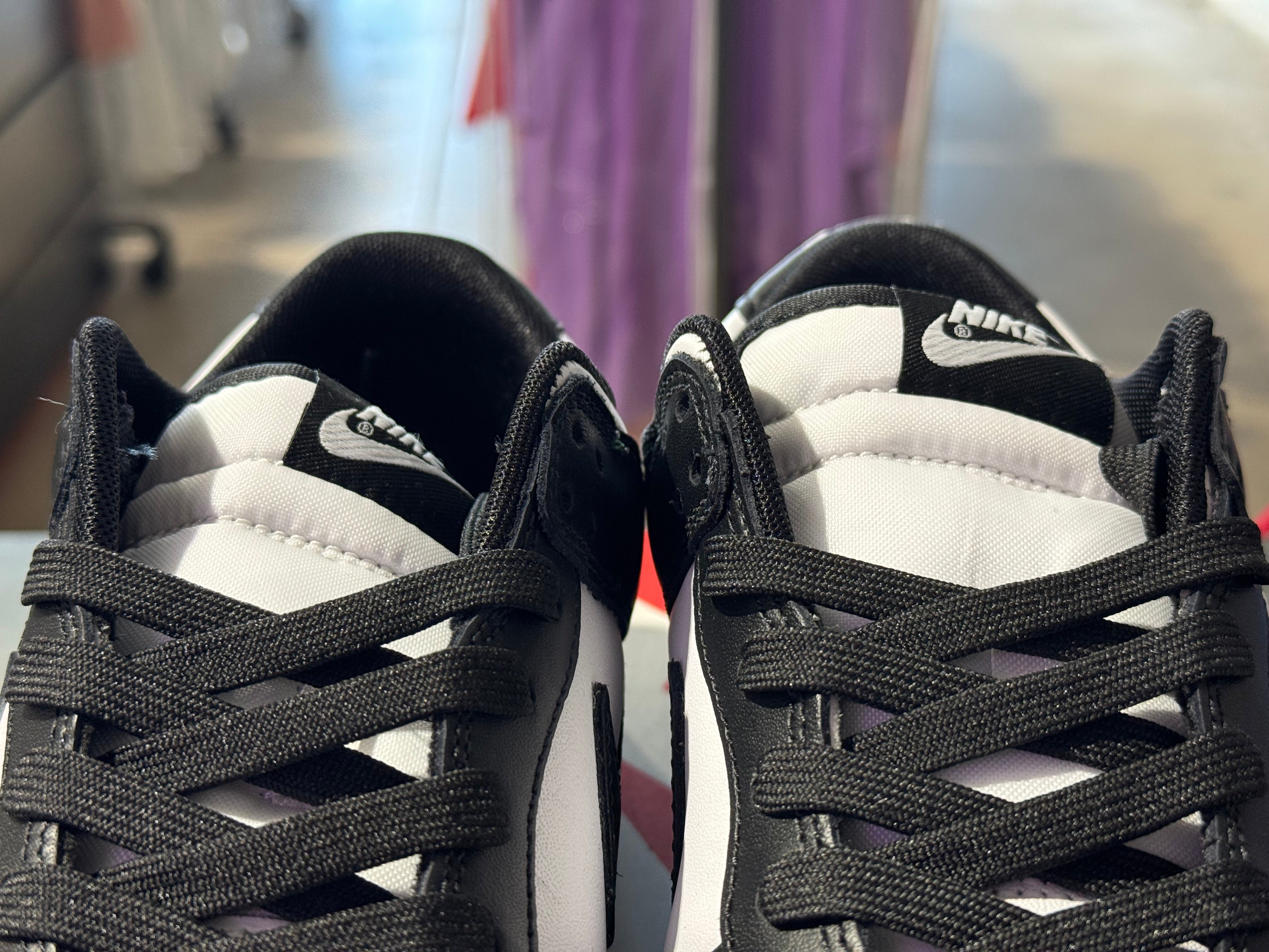 Nike Dunk Low Retro - Panda Size 11