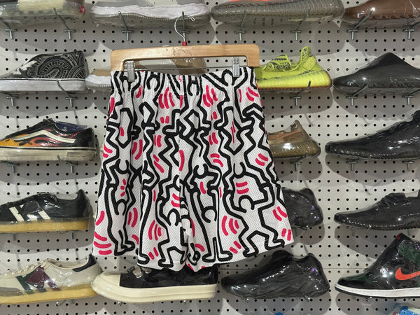 USED Eric Emanuel Keith Haring Basic Shorts - White/Black/Pink Size Large (WASHING)