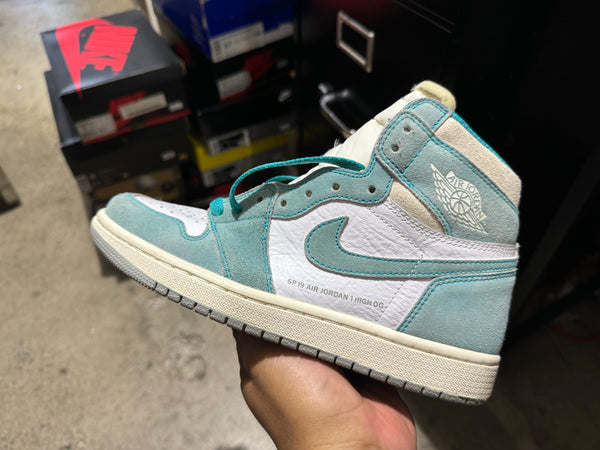 Air Jordan 1 Retro High OG - Turbo Green Size 7