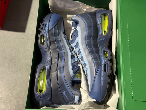 Nike Air Muscle 95 QS Yu Gi Oh - Joey Size 9