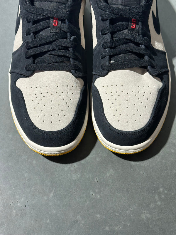 Air Jordan 1 Low - Sail/University Gold Size 11