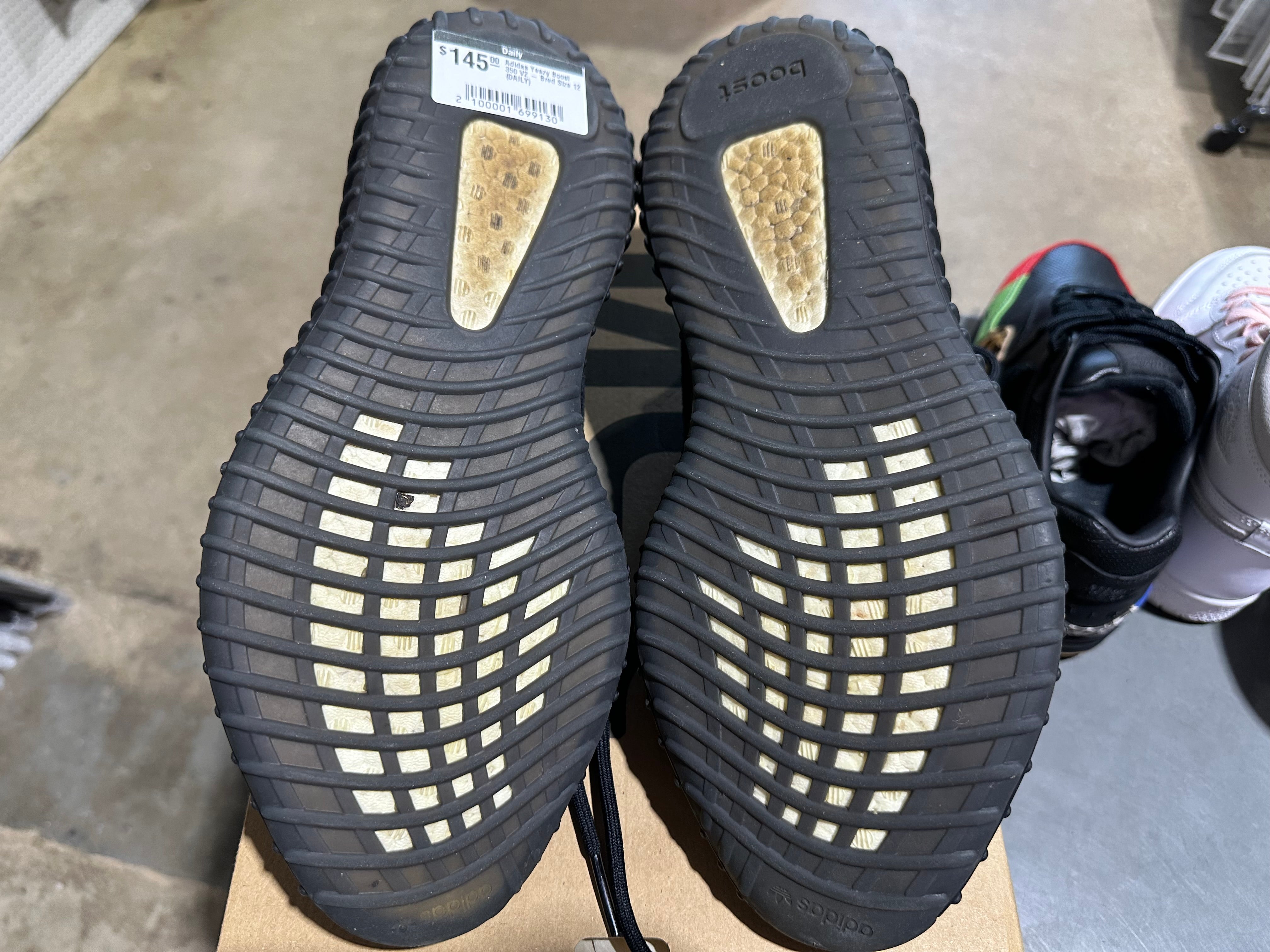 Adidas Yeezy Boost 350 V2 - Bred Size 12
