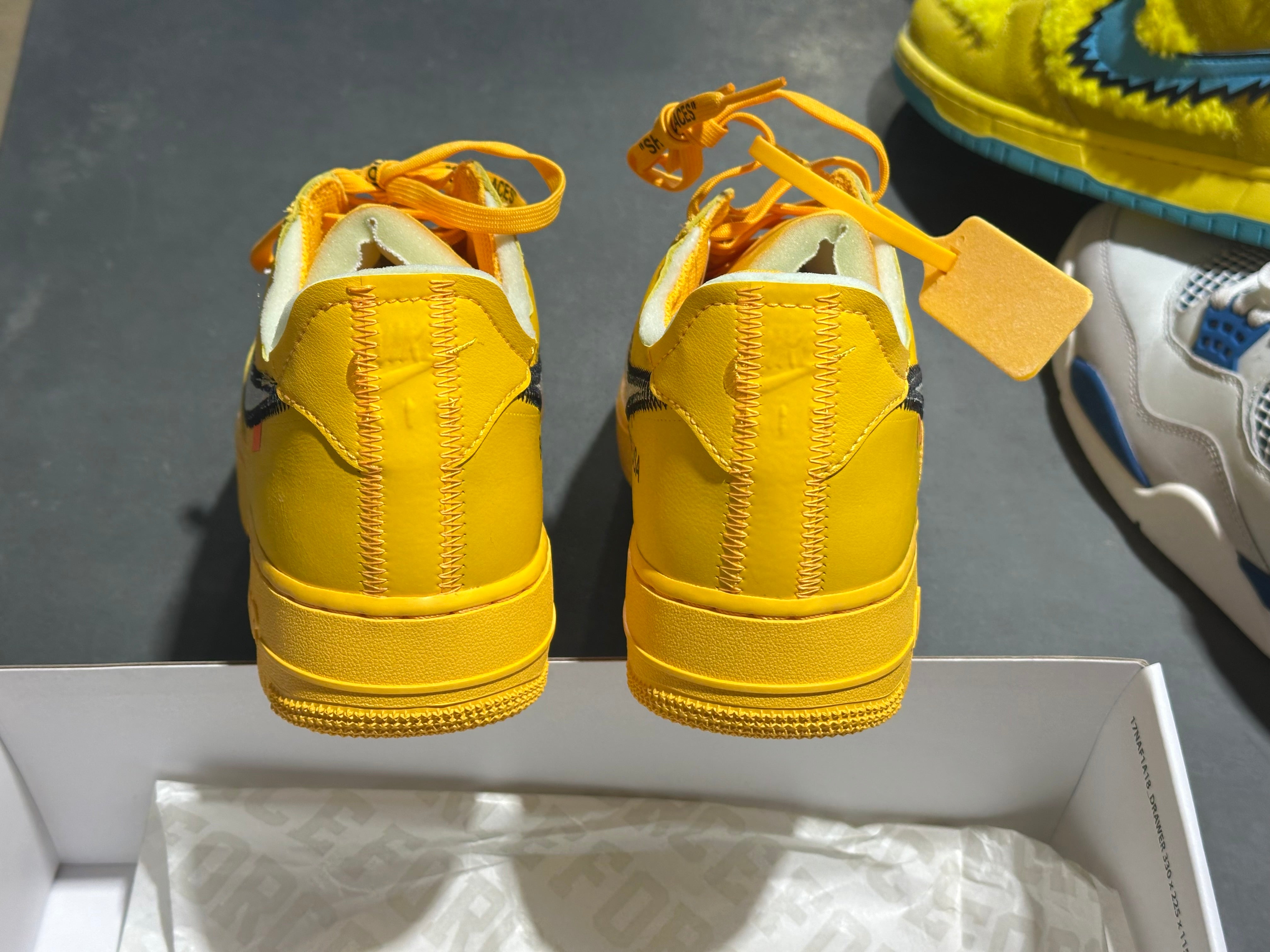 Nike Air Force 1 07 / Off White - ICA/Lemonade Size 9.5