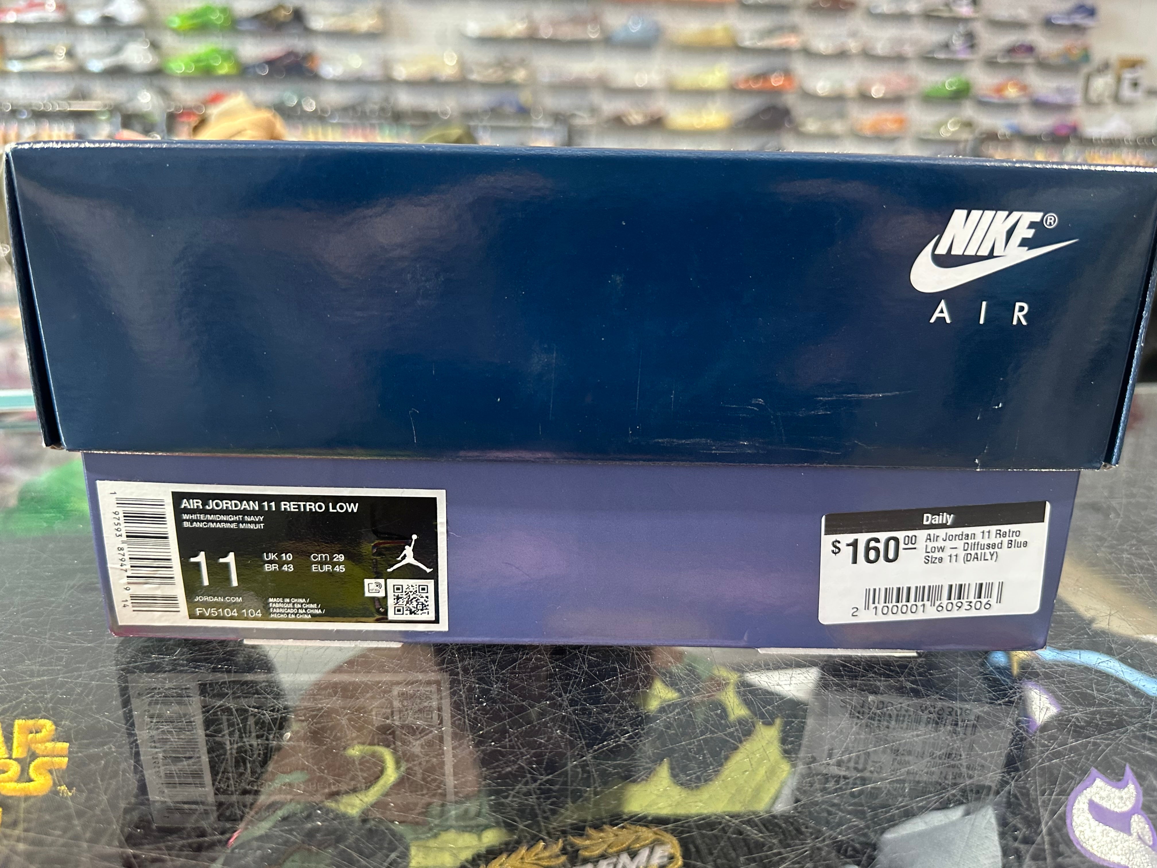 Air Jordan 11 Retro Low - Diffused Blue Size 11
