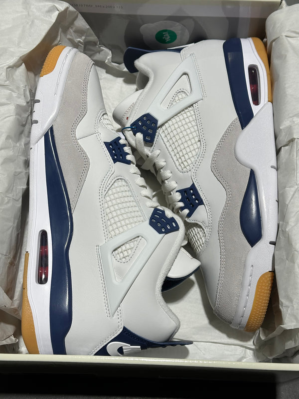 Air Jordan 4 Retro SP x Nike SB - Navy Size 10.5