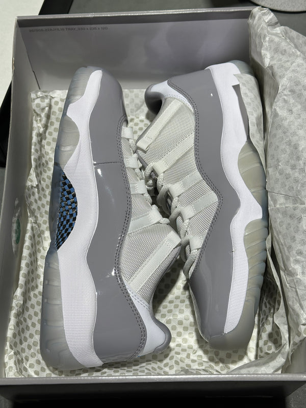 Air Jordan 11 Retro Low - Cement Grey Size 9