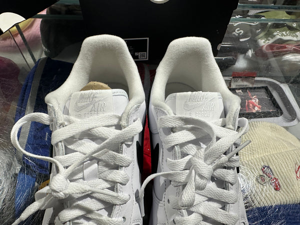 Nike Air Force 1 Low Supreme - White/Black Size 6