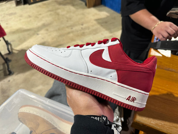 Nike Air Force 1 Low - 2006 White/Red Heel Size 9.5