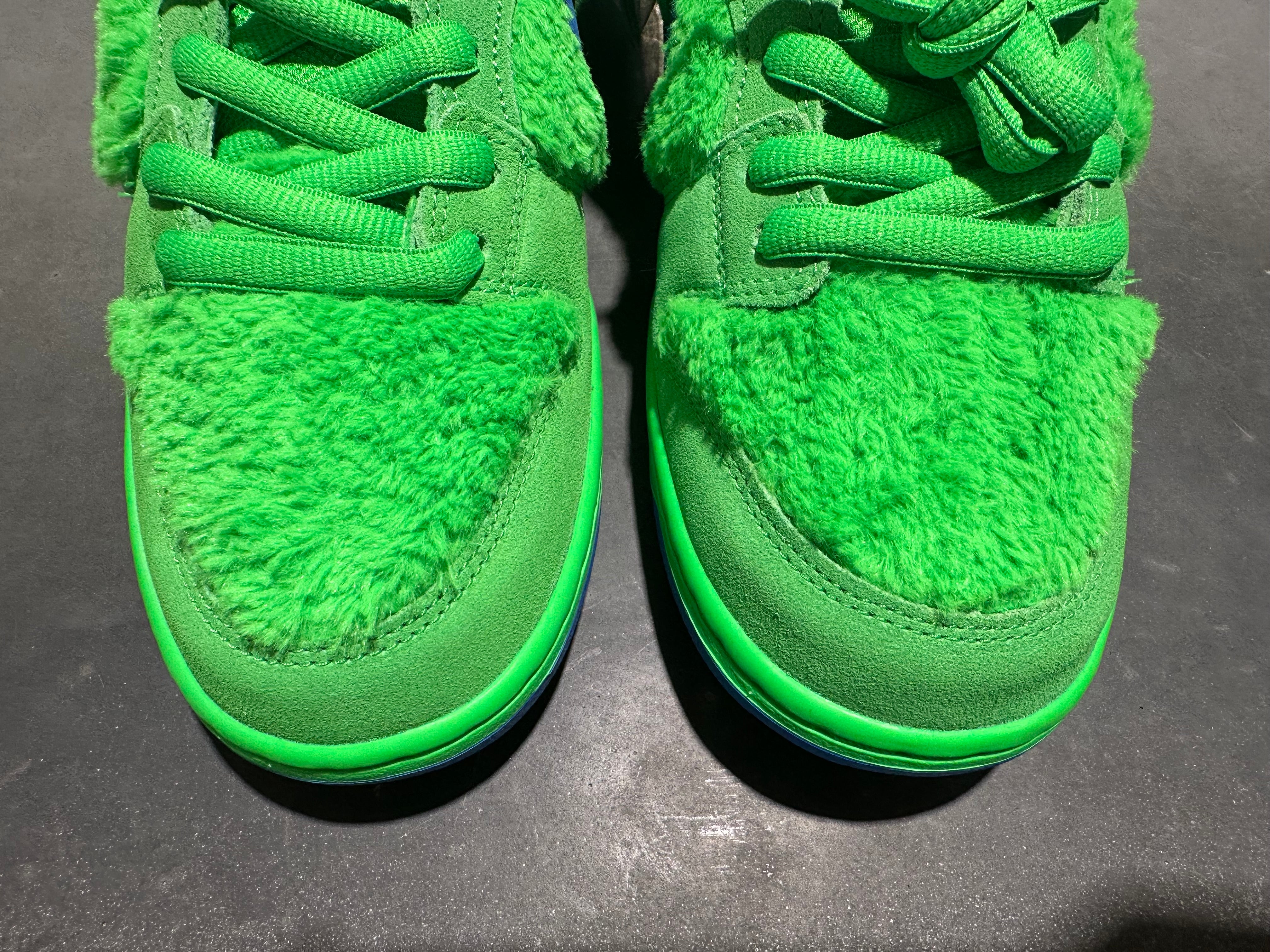 Nike SB Dunk Low Pro QS - Grateful Dead/Green Spark Size 9