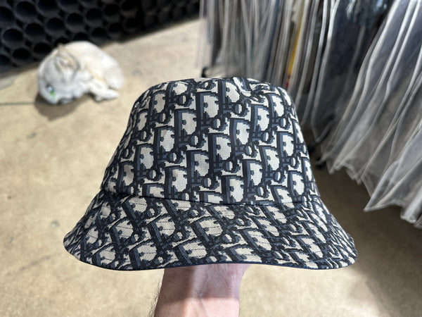 USED Dior Reversible Teddy D Bucket Hat - Navy