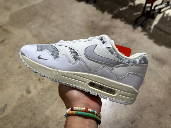 Air max 1 2025 mini swoosh pure platinum