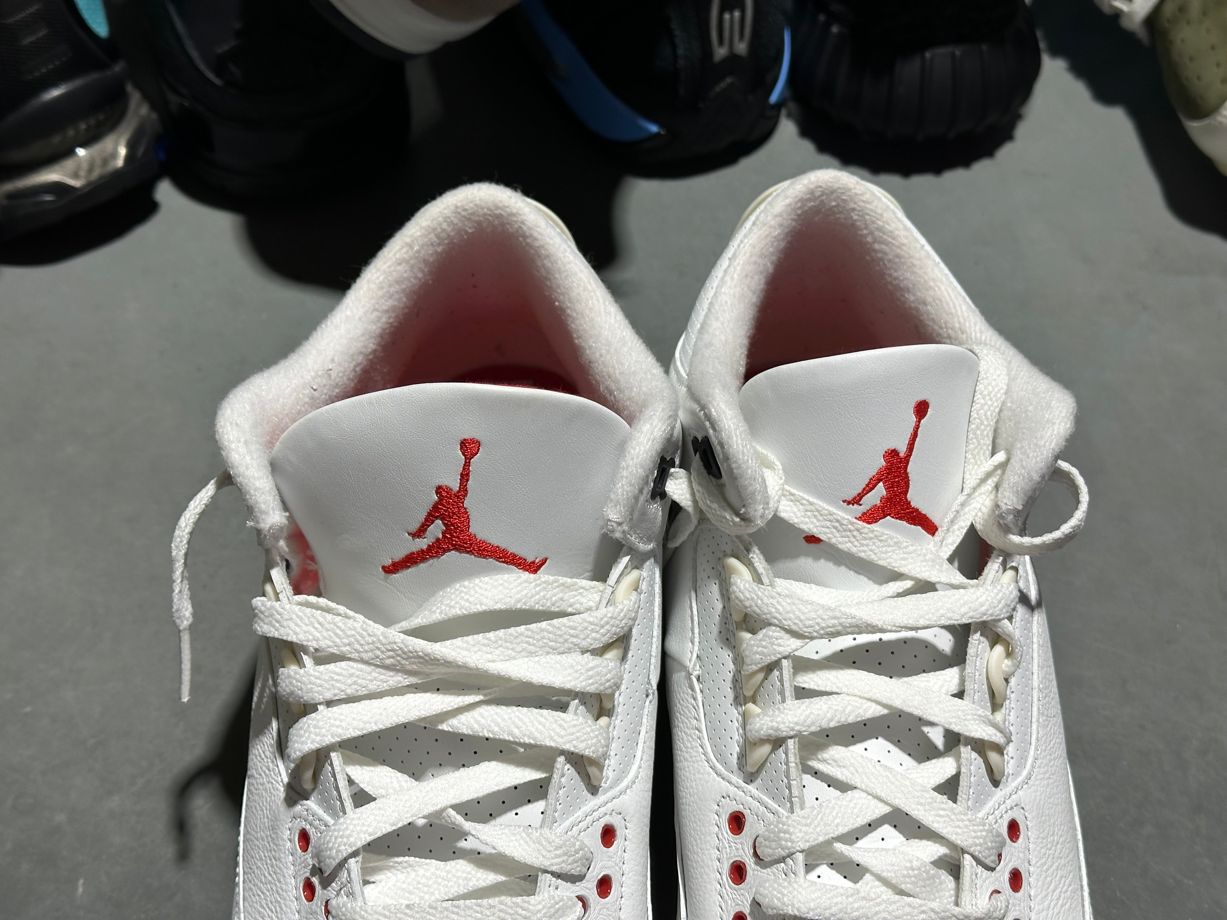 Air Jordan 3 Retro - Reimagined White Cement Size 10.5