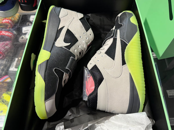 Air Jordan Jumpman Jack TR Travis Scott x Chase B - Black Night Silver Size 13