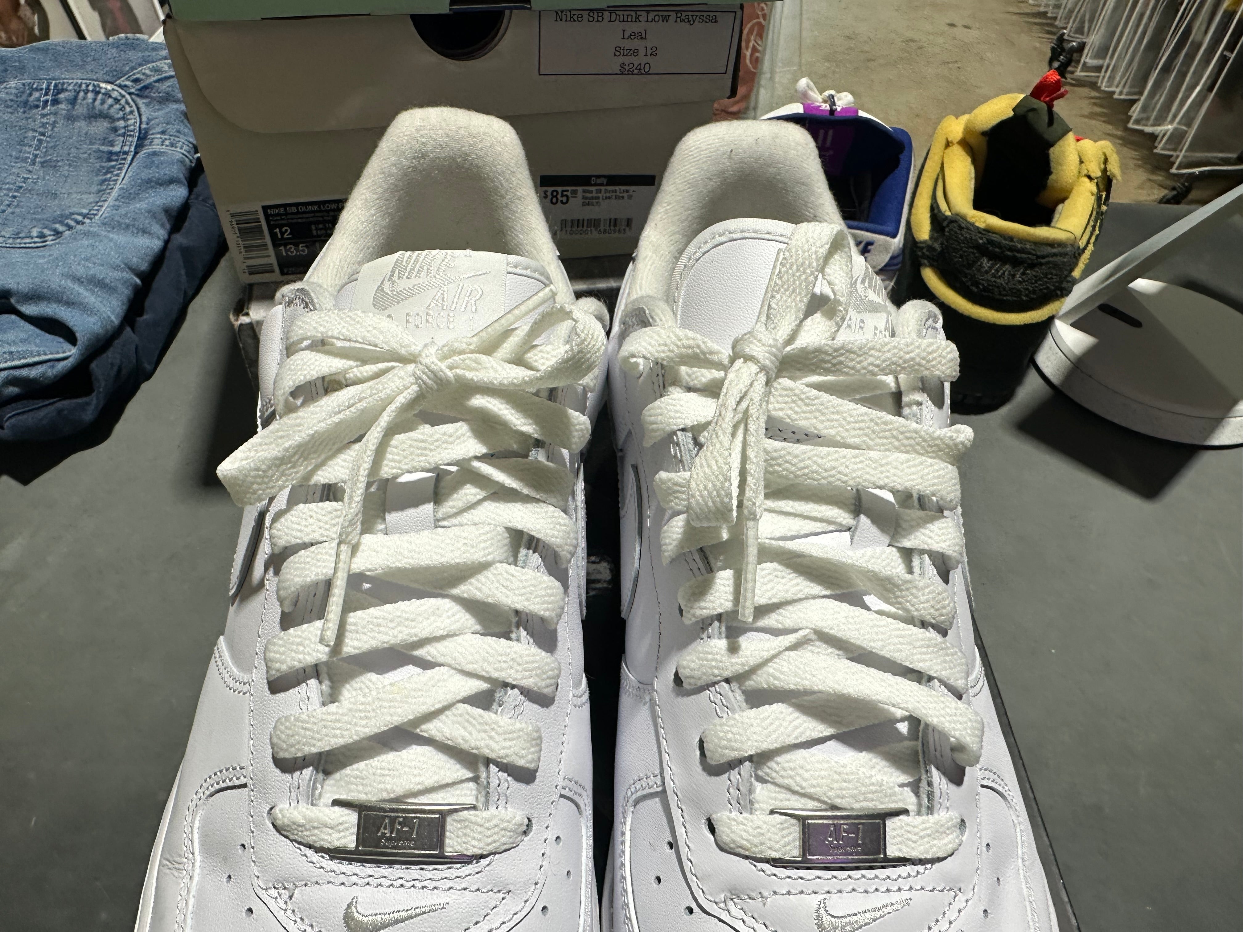 Nike Air Force 1 Low - Supreme White Size 12