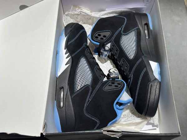 Air Jordan 5 Retro - Black University Blue Size 9