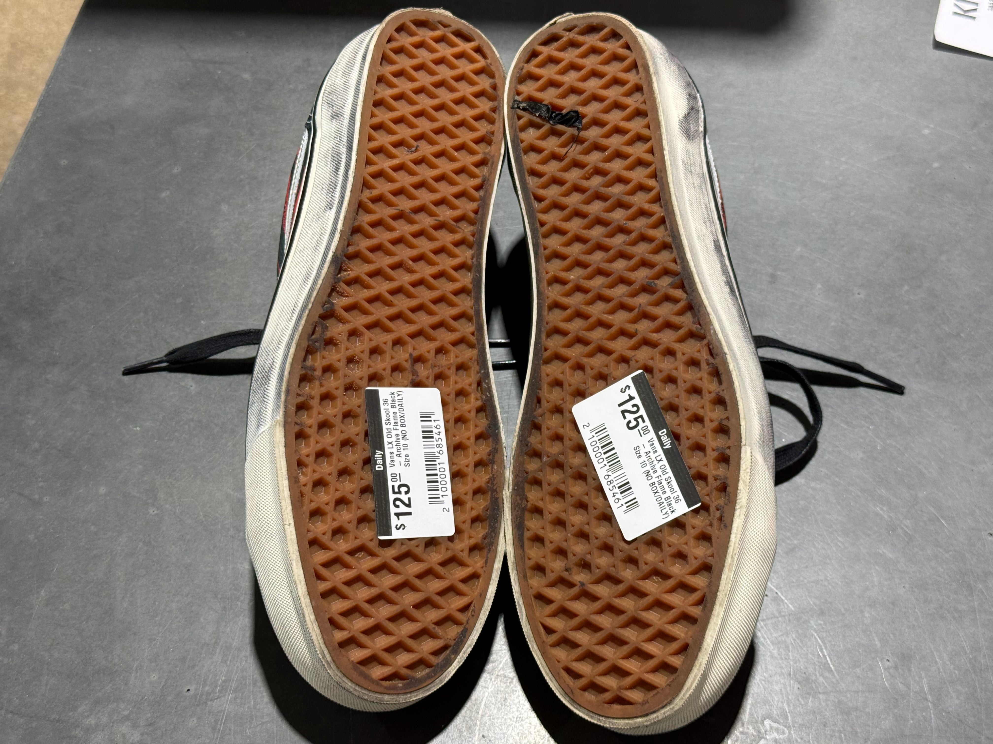 Vans LX Old Skool 36 - Archive Flame Black Size 10