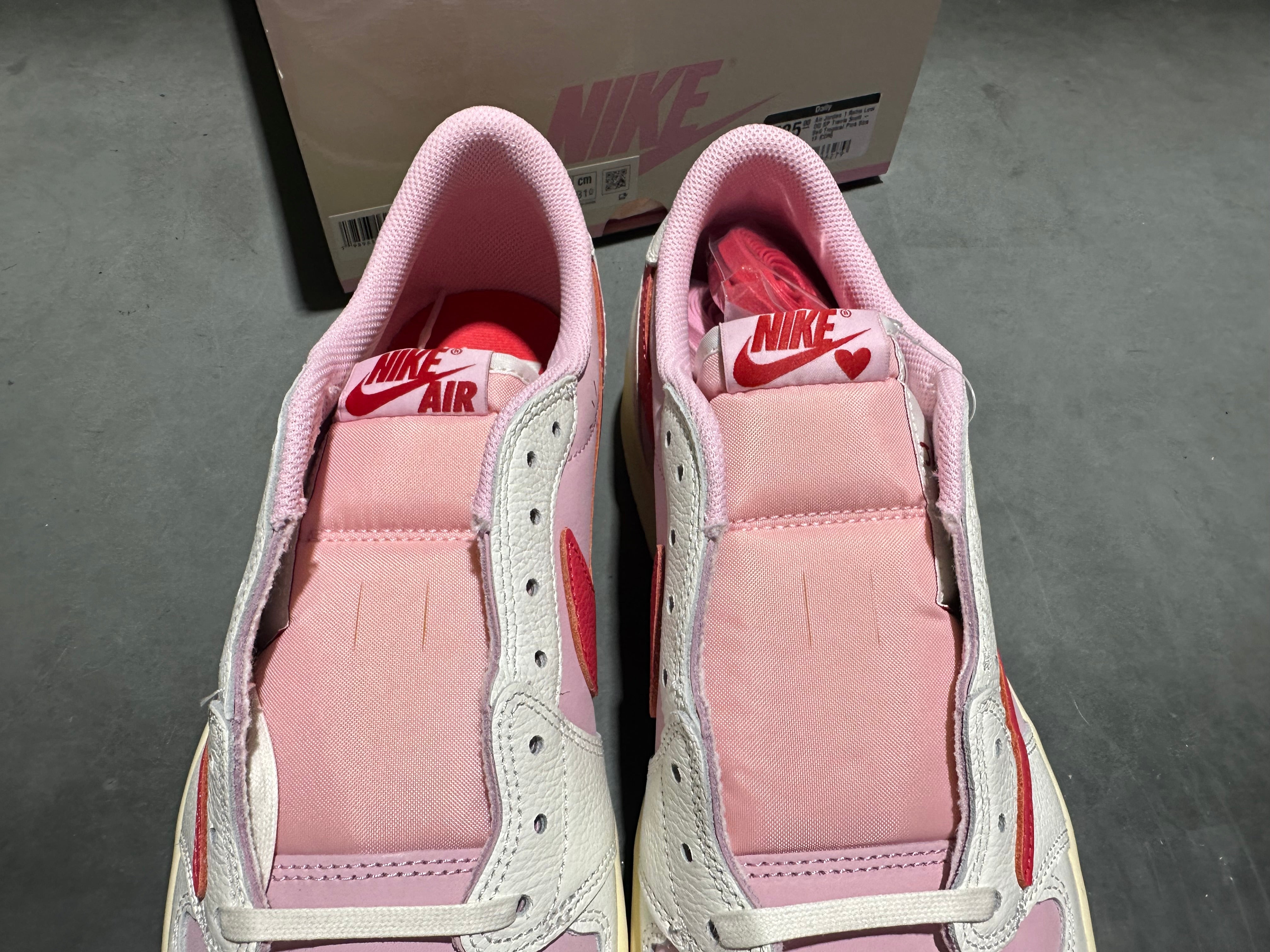Air Jordan 1 Retro Low OG SP Travis Scott - Sail Tropical Pink Size 13
