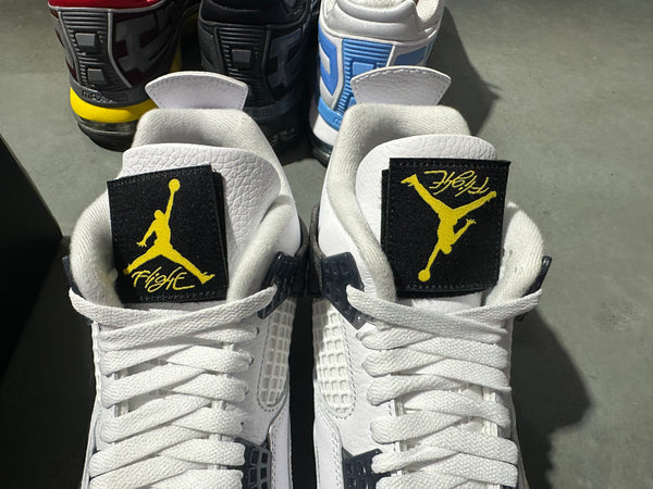 Air Jordan 4 Retro - Tour Yellow Size 9