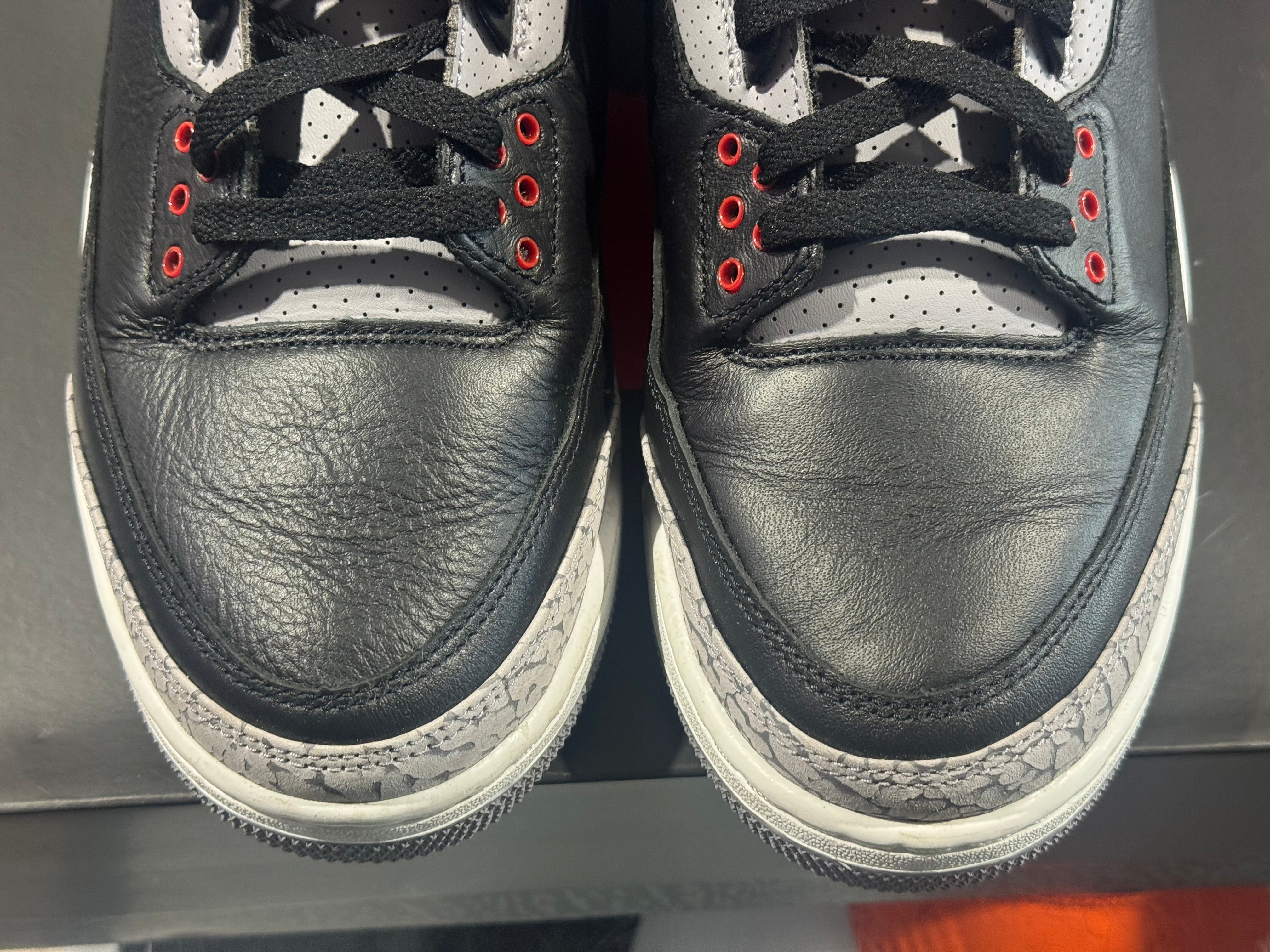 Air Jordan 3 Retro - Black Cement Size 11