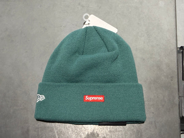 NEW Supreme x New Era S Logo Beanie - Green