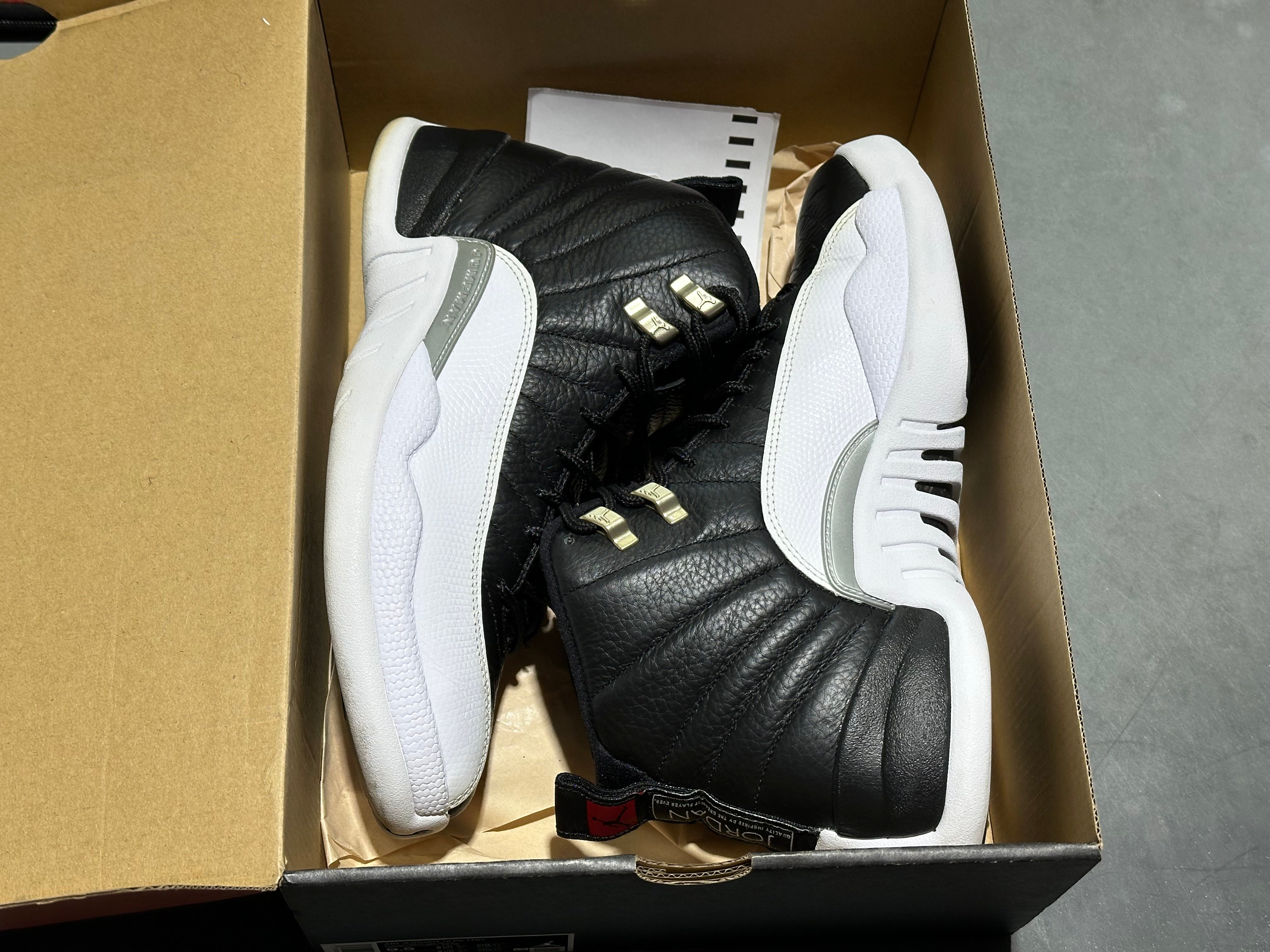 Air Jordan 12 Retro - Playoffs Size 9.5